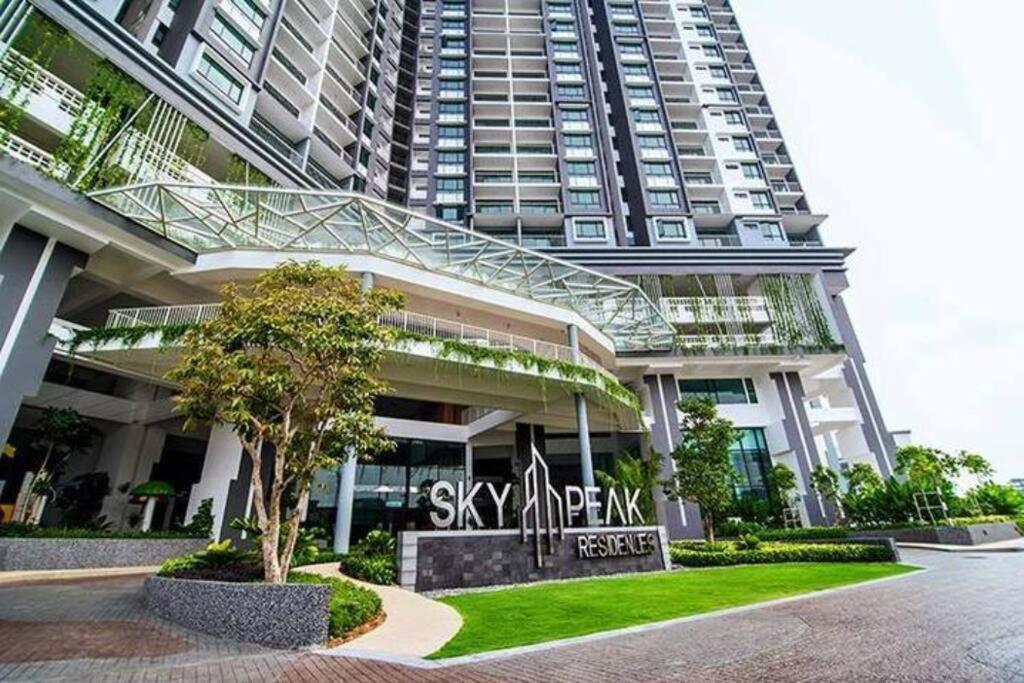 1402 setia tropika kempas 3room johorbahru center