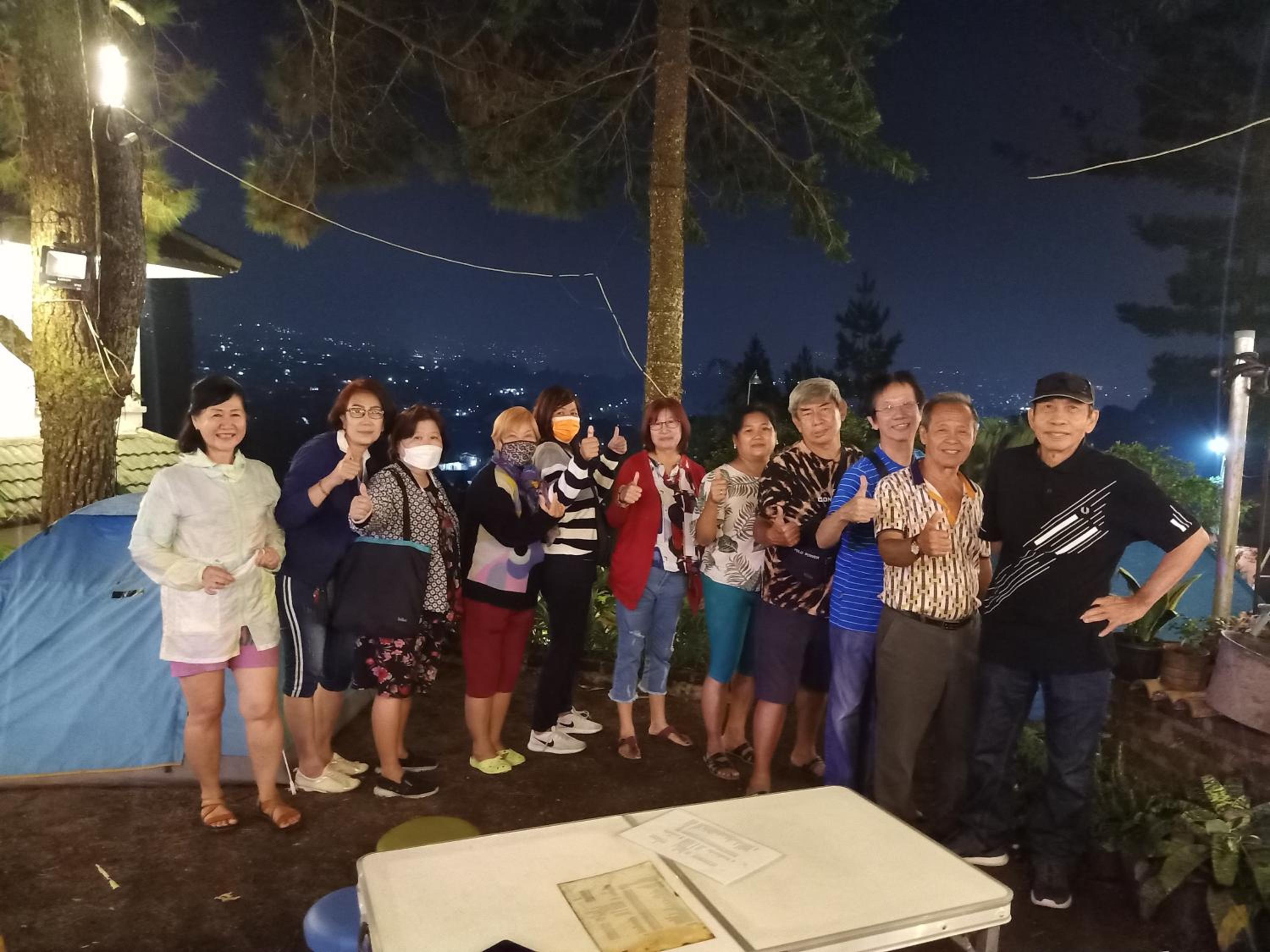 Glamping ReaVeeCafe Puncak
