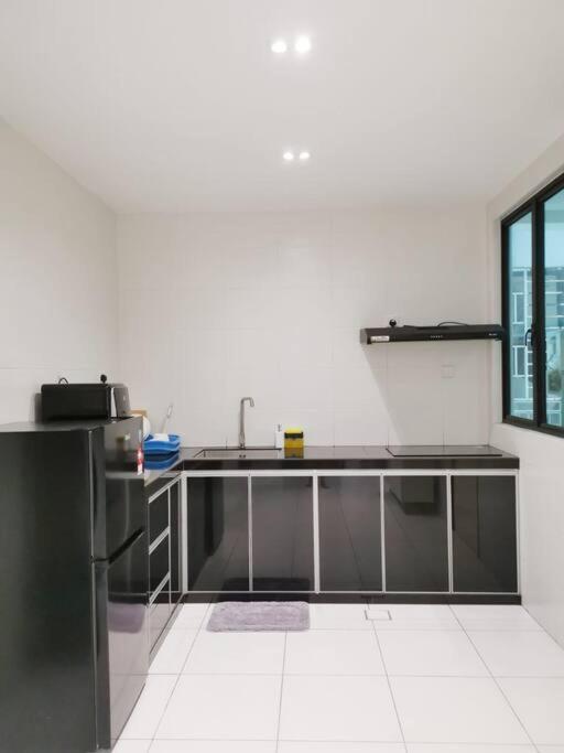 1402 setia tropika kempas 3room johorbahru center