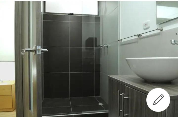 HERMOSO APARTAMENTO EN LA MEJOR Zona DE Bogotá 502
