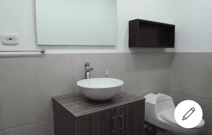 HERMOSO APARTAMENTO EN LA MEJOR Zona DE Bogotá 502
