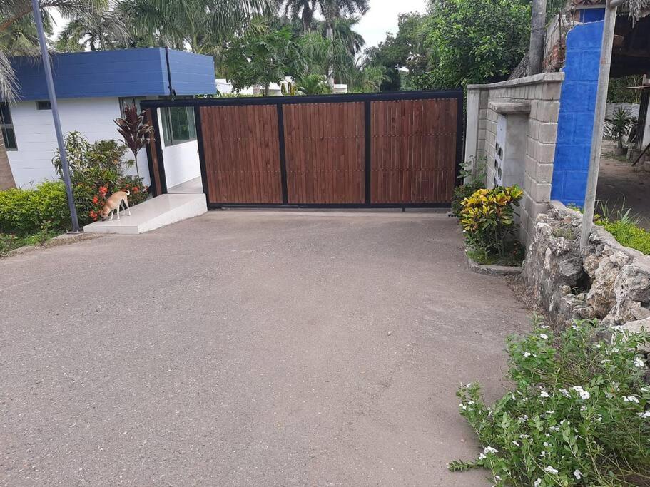 Hermosa Casa Campestre Con Piscina y Bar