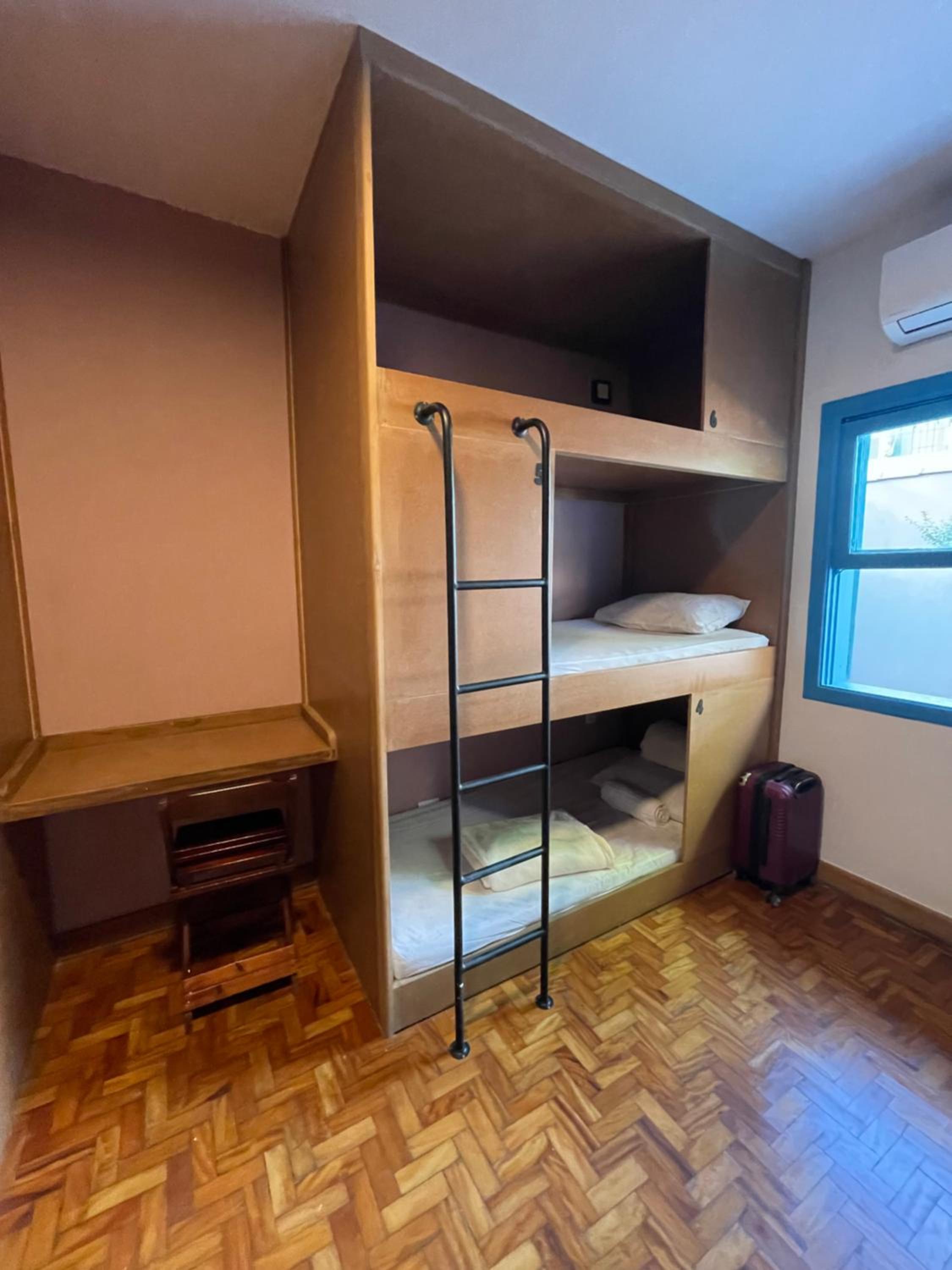 Youse Hostel - USP ACADEPOL