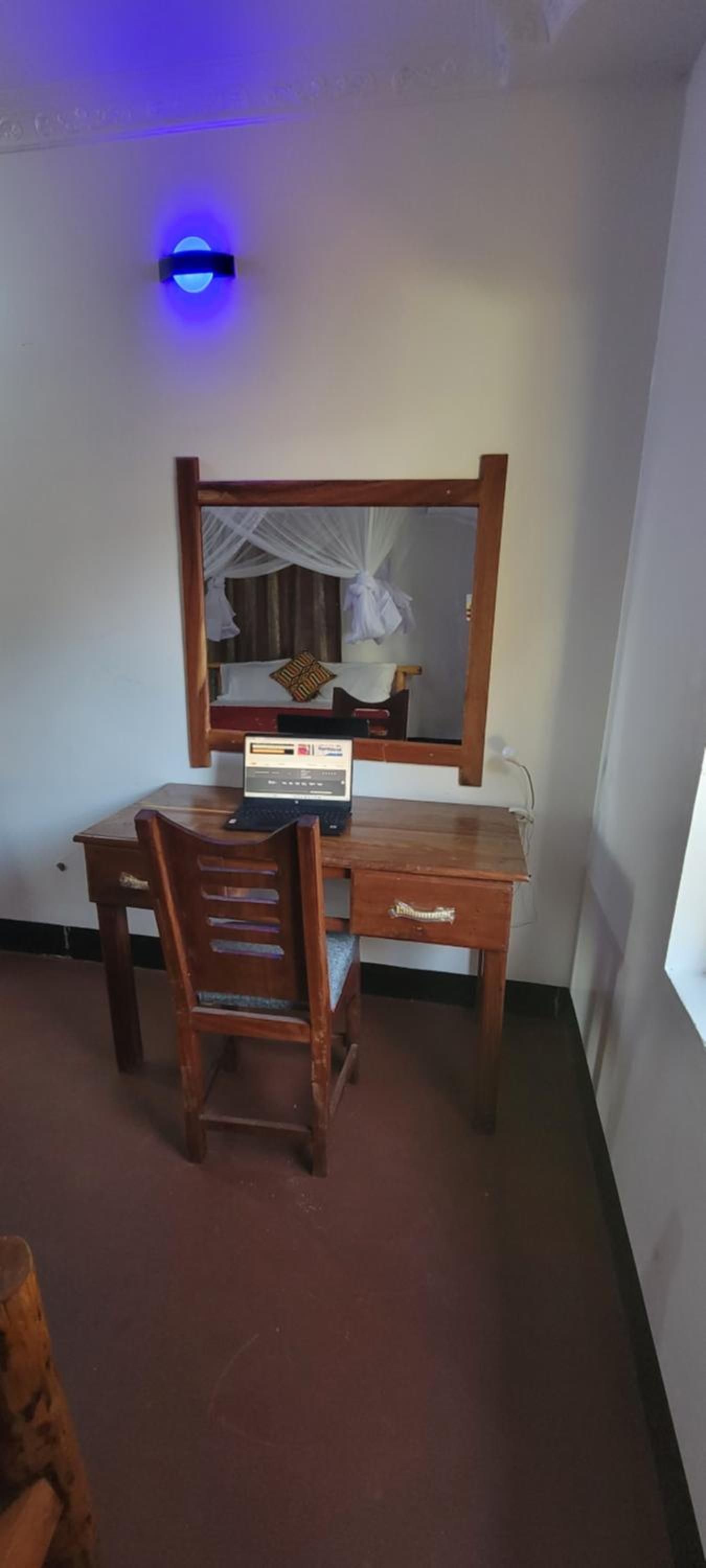 Photo 37