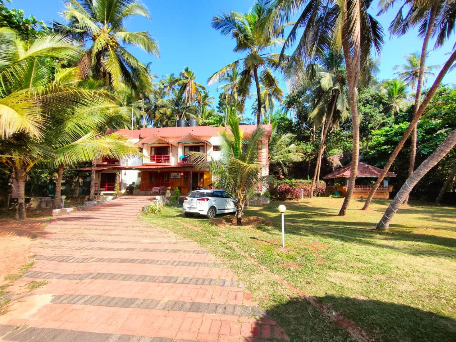 Club 7 Beach Resort view 5
