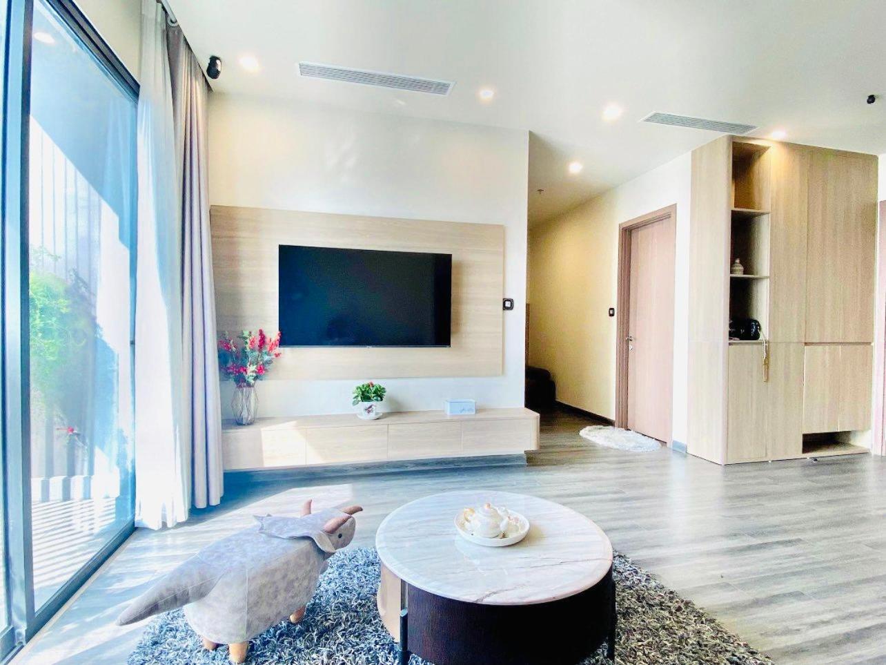 Shin's Conner- 1 bedroom apartment 50m2 at Vinhomes Ocean Park