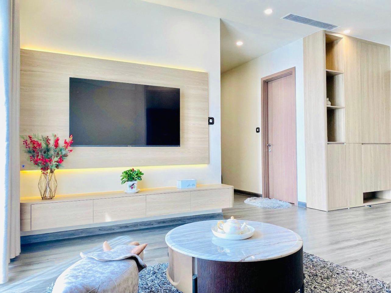 Shin's Conner- 1 bedroom apartment 50m2 at Vinhomes Ocean Park