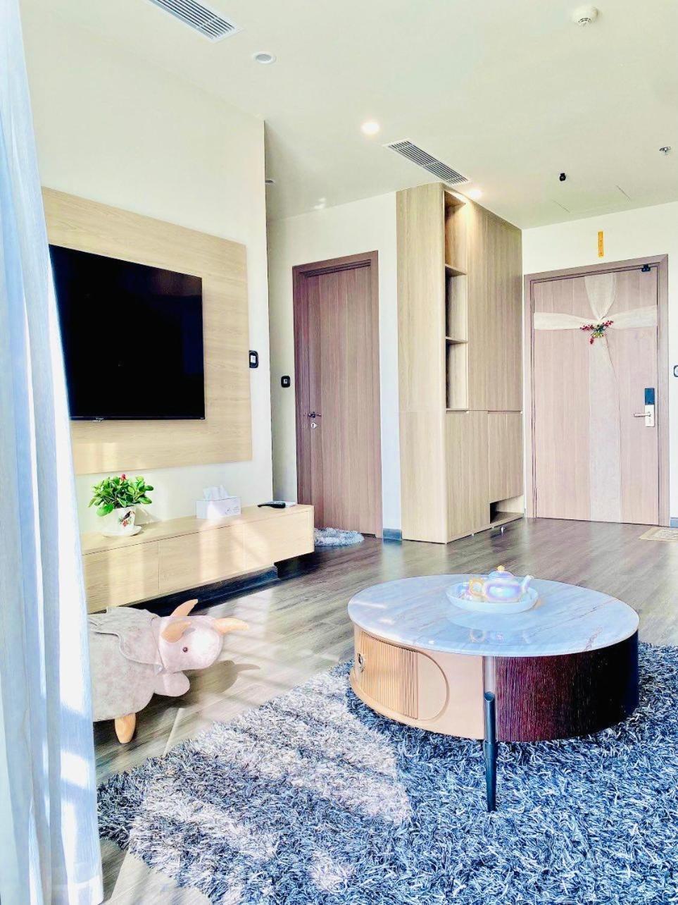 Shin's Conner- 1 bedroom apartment 50m2 at Vinhomes Ocean Park