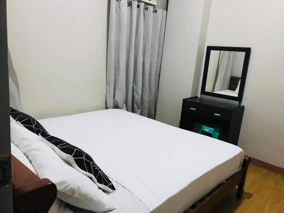Two Bedrooms with free wifi, netflix,youtube view 3