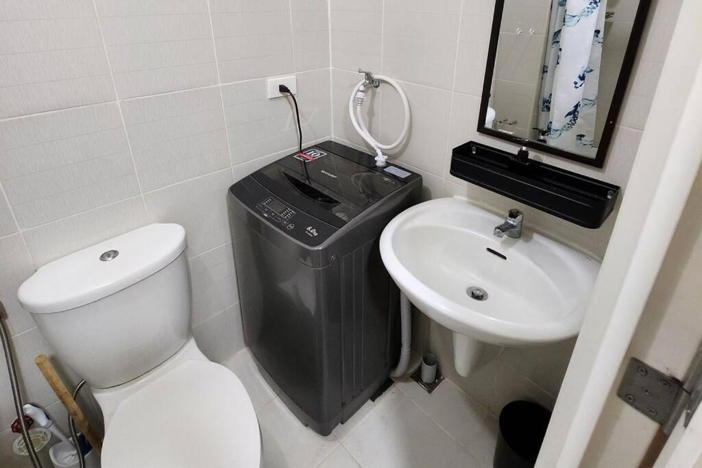 Ikea furnished apartment in Makati view 2