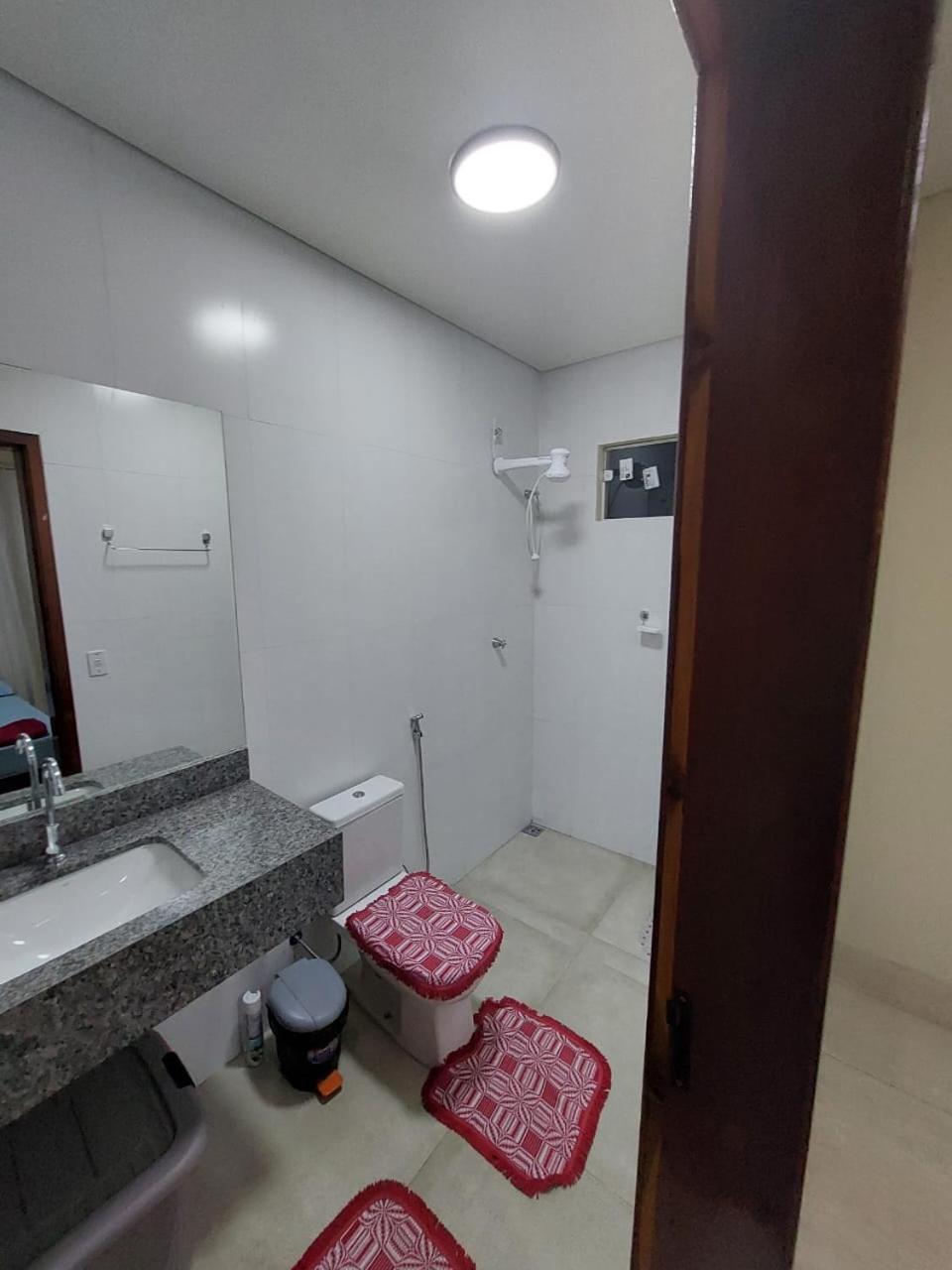 Bela casa nova na Chapada dos Guimarães