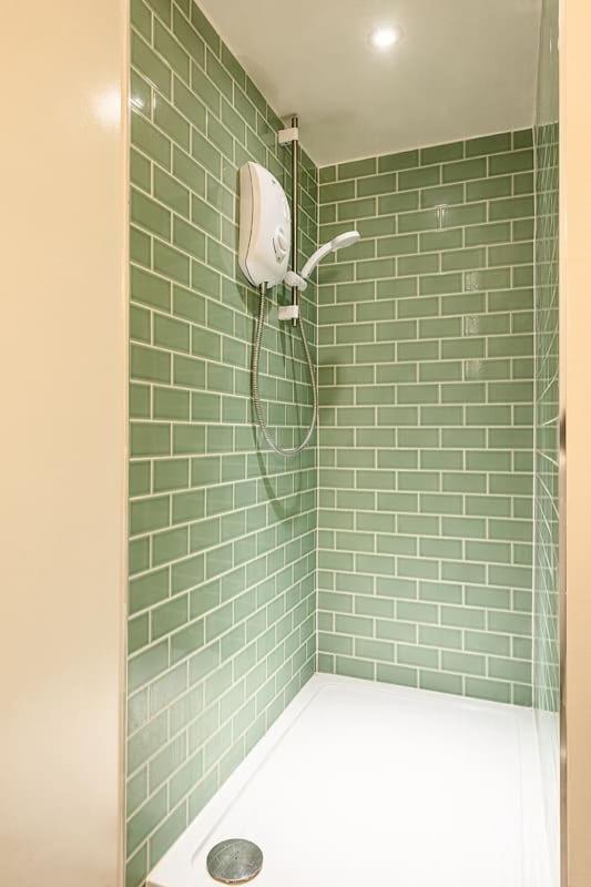 Spacious 2 Bedroom House With Stunning Views view 5