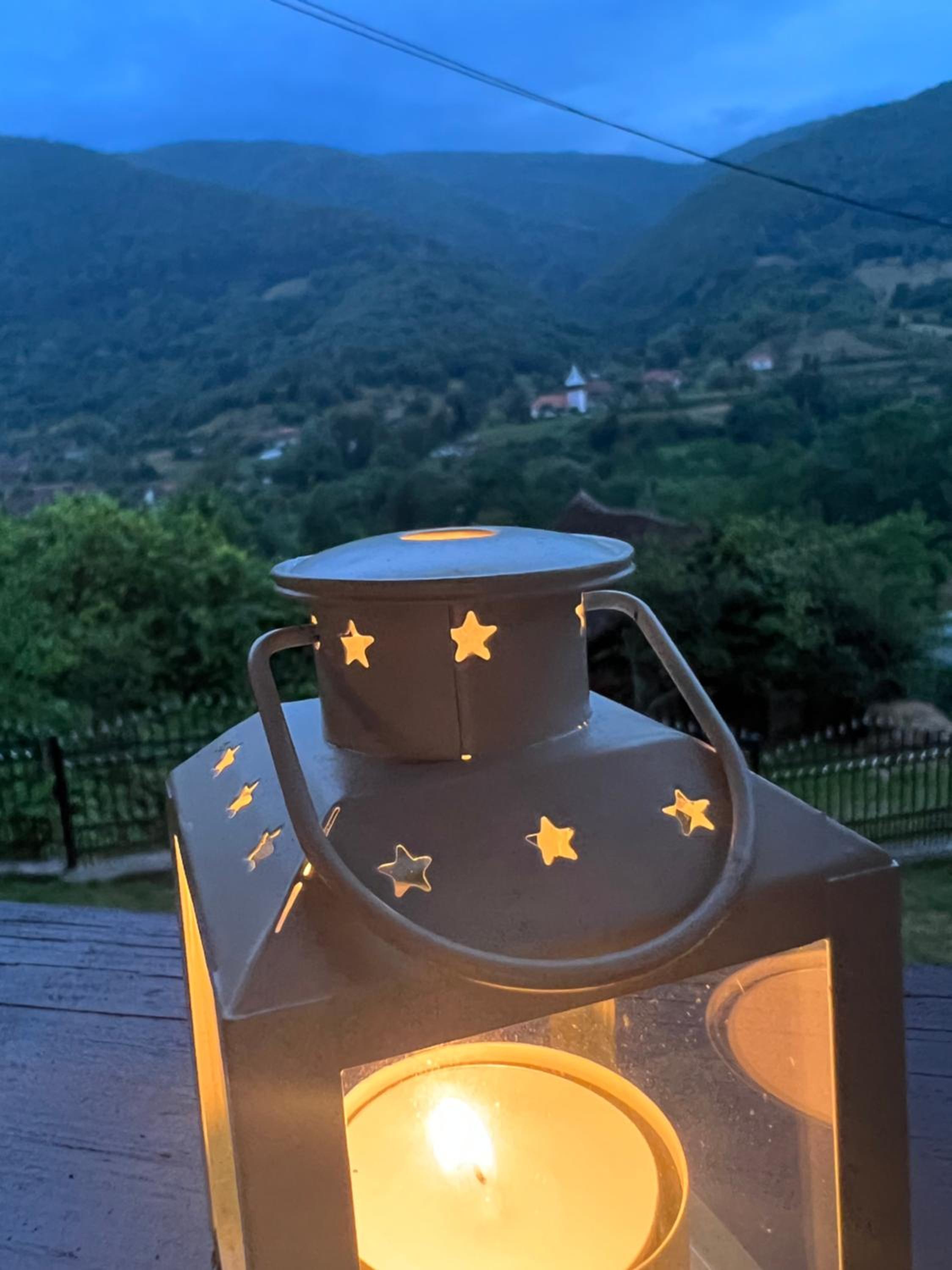 Cabana lu’ Vlad view 2