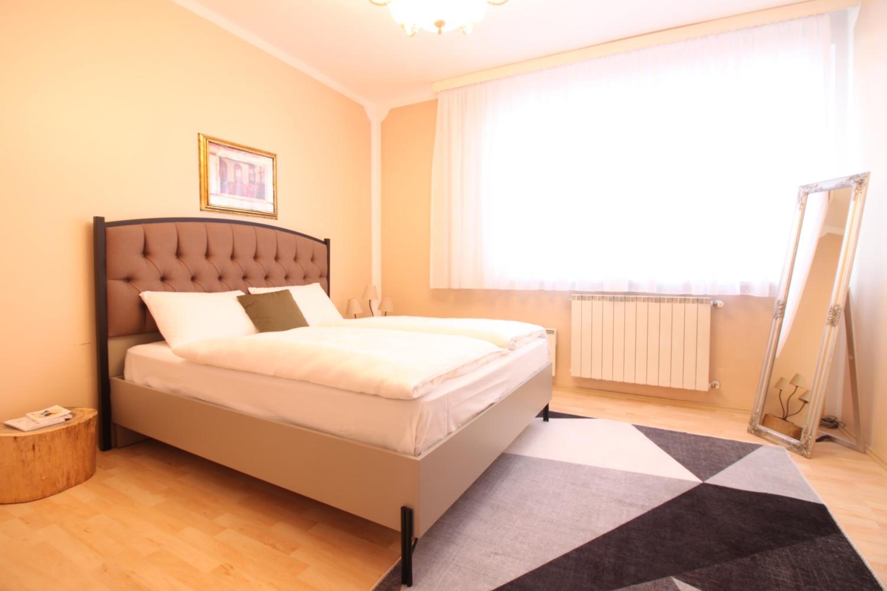 Retro Apartment