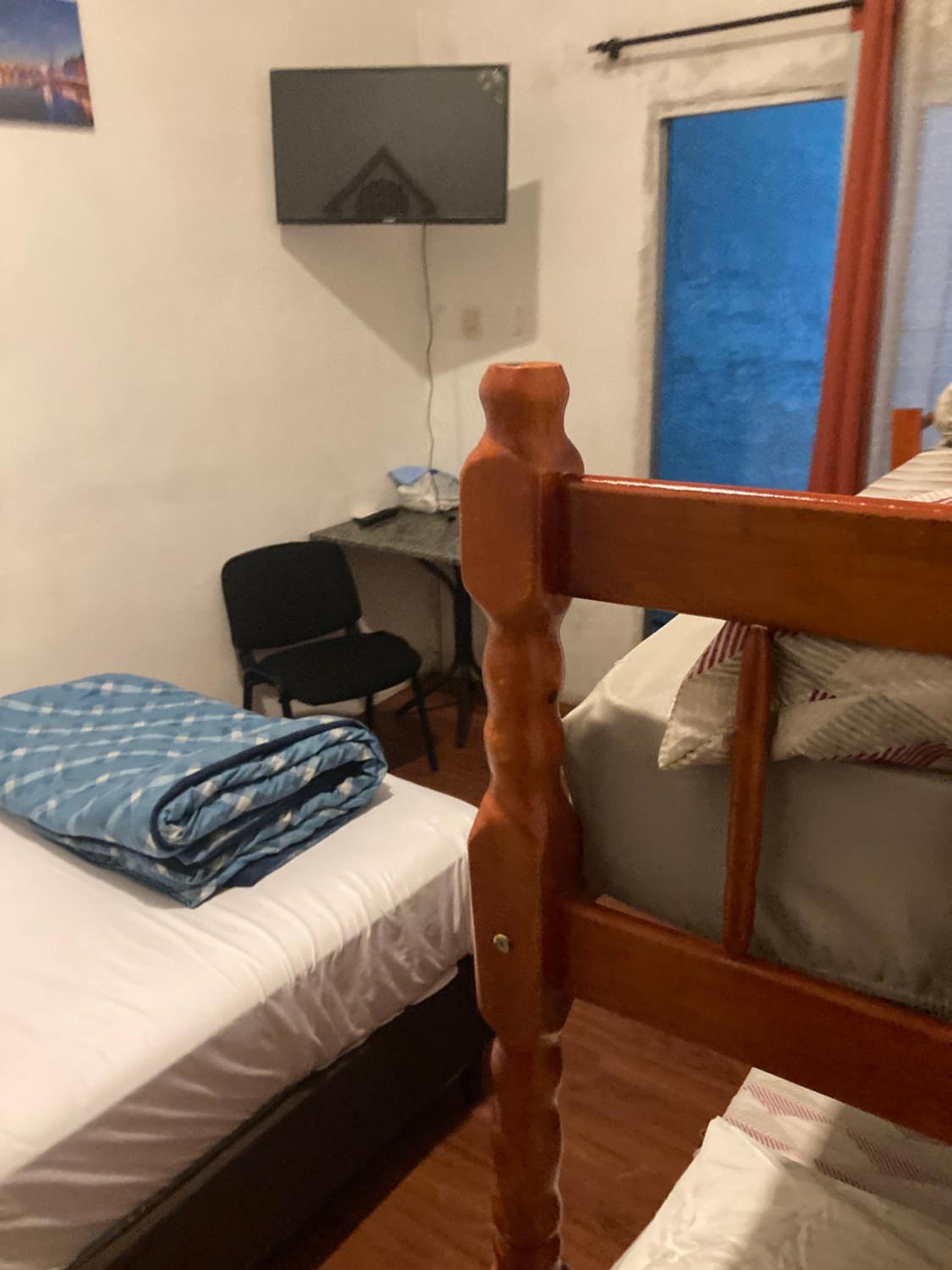 N1-3 Apto Céntrico Pequeño Habitación C/ Aire Acondicionado P/4 Personas Baño Privado view 2