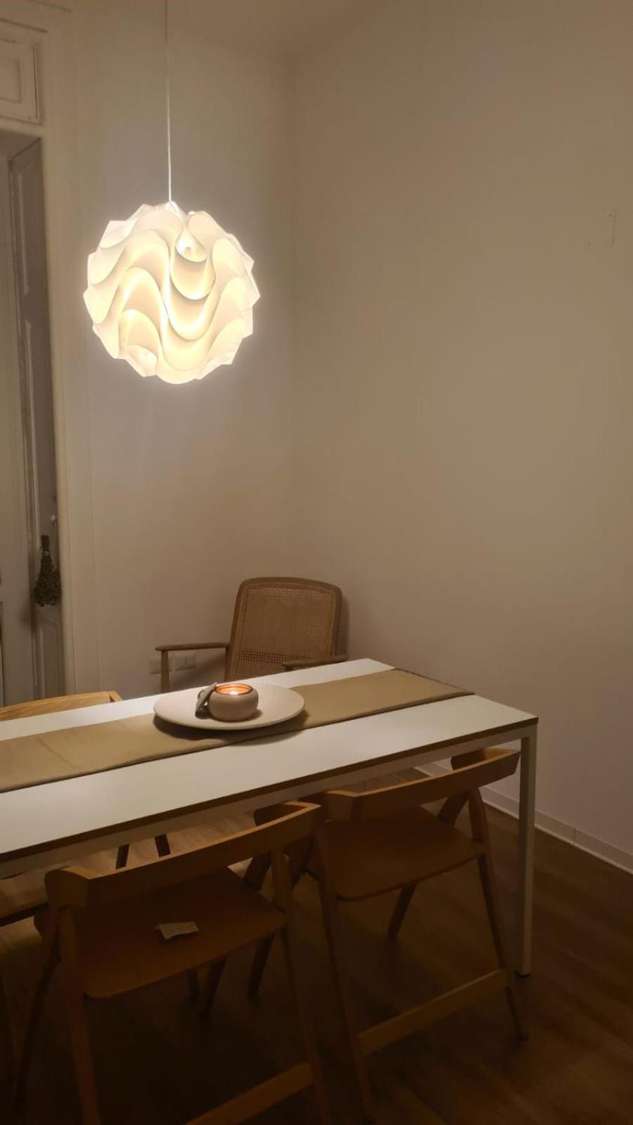 SUNNY Central bright apt, historical living Matera view 4
