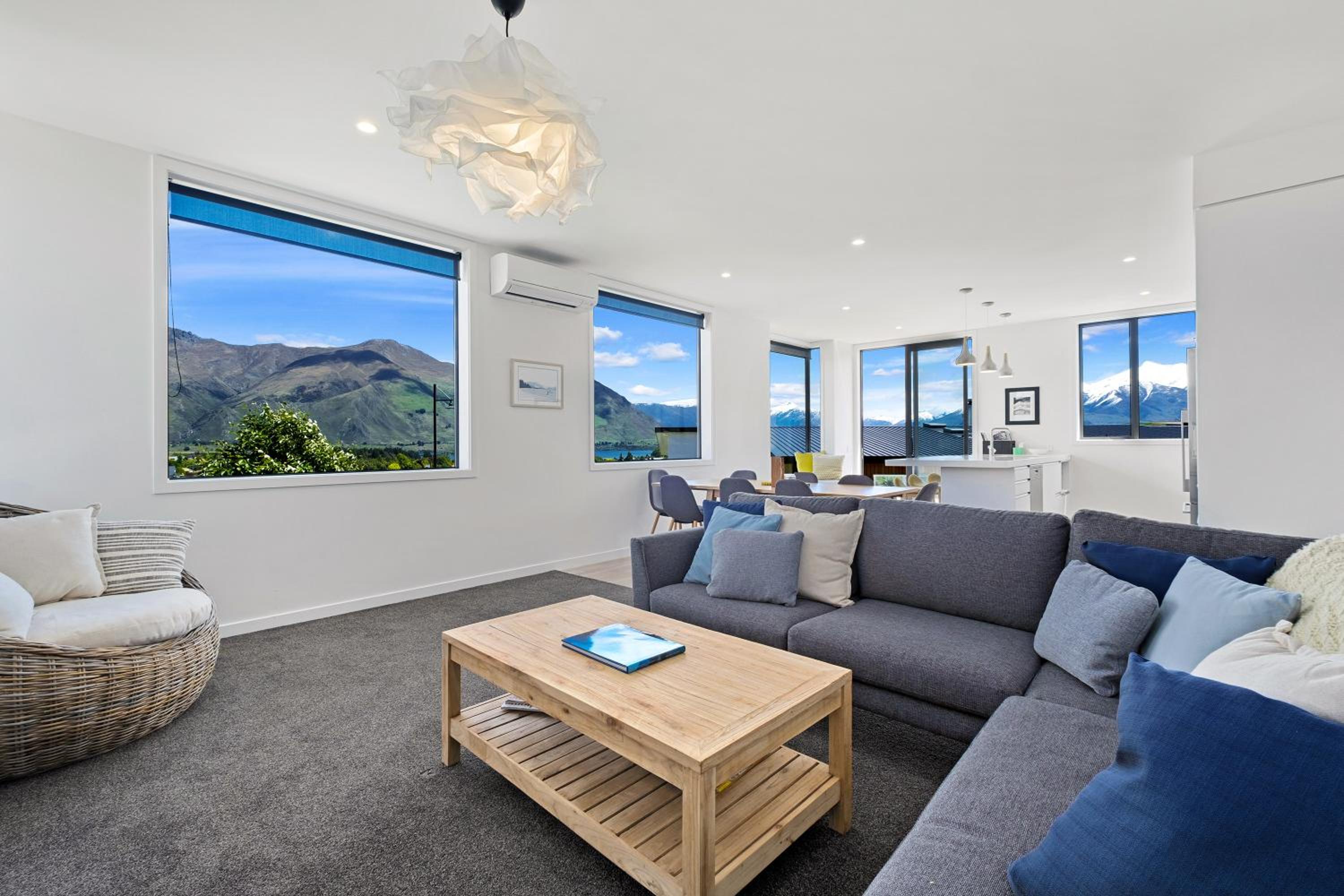 Karearea Views - Wanaka Holiday Home view 3
