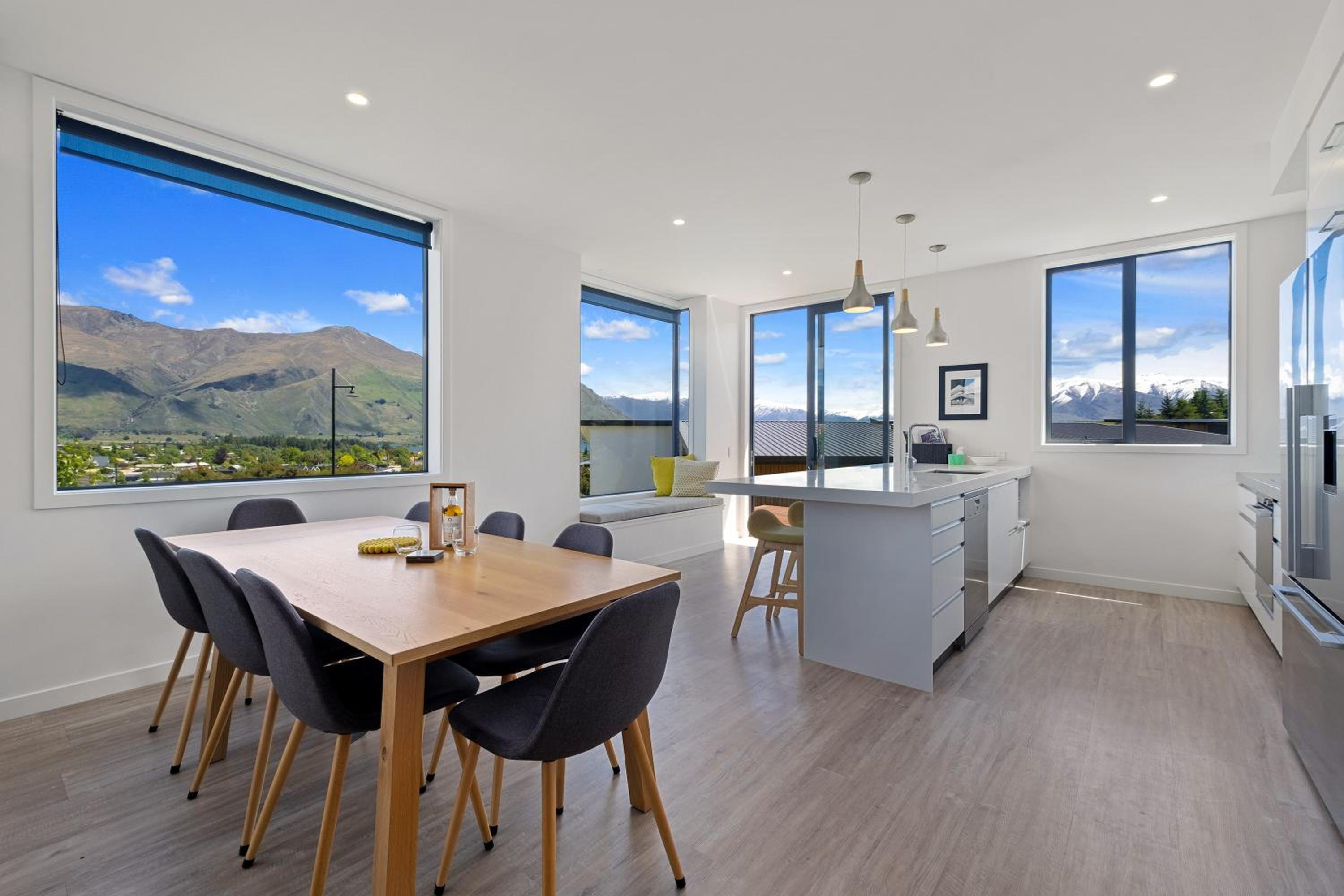 Karearea Views - Wanaka Holiday Home view 4