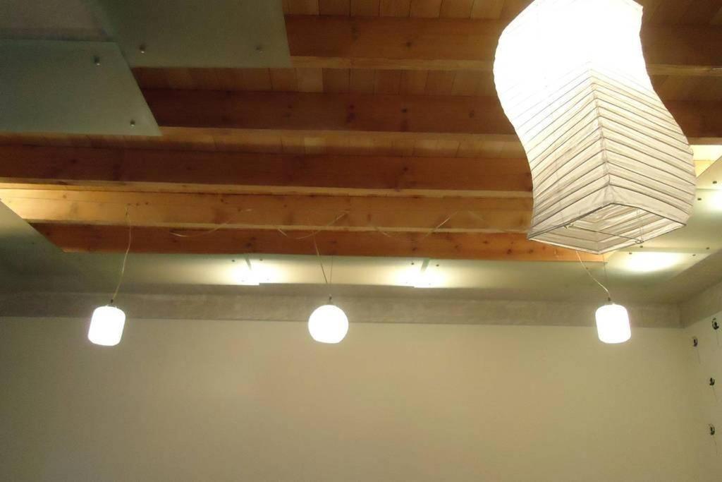 Stylish Modern Studio Apartment + Open Balcony, CITY CENTER- SUPERB LOCATION