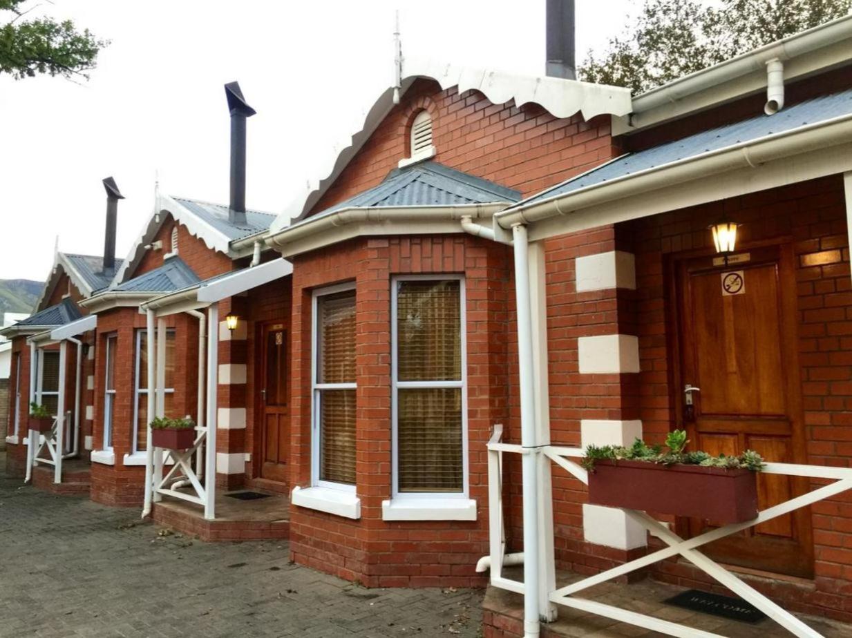 Tom's Place Guest House view 5