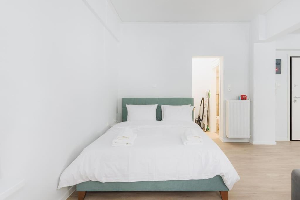 Modern ground floor getaway photo 3