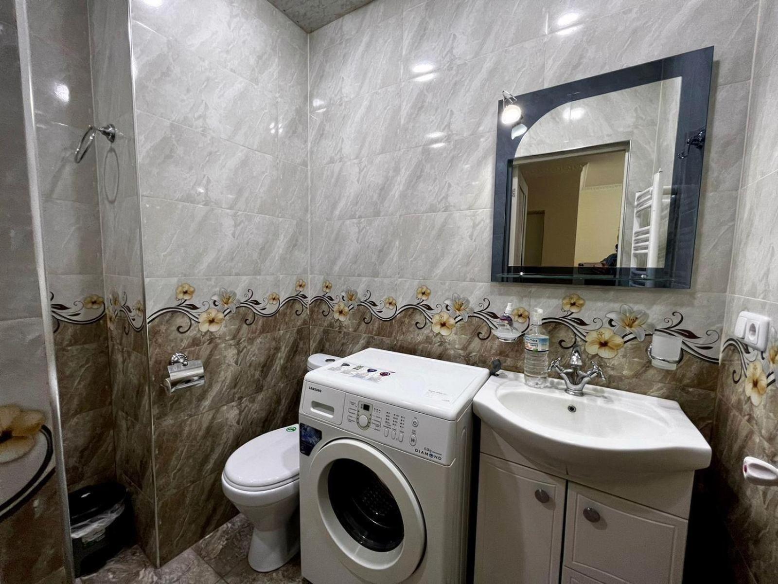 Deluxe Spacious Apartment with 1 bedroom , New building, Near City Center