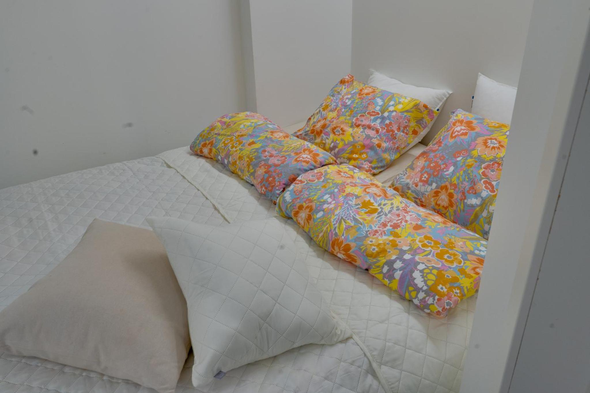 Excellent location! In the city centre, stylish apartment 1 room, kitchen and balcony view 4