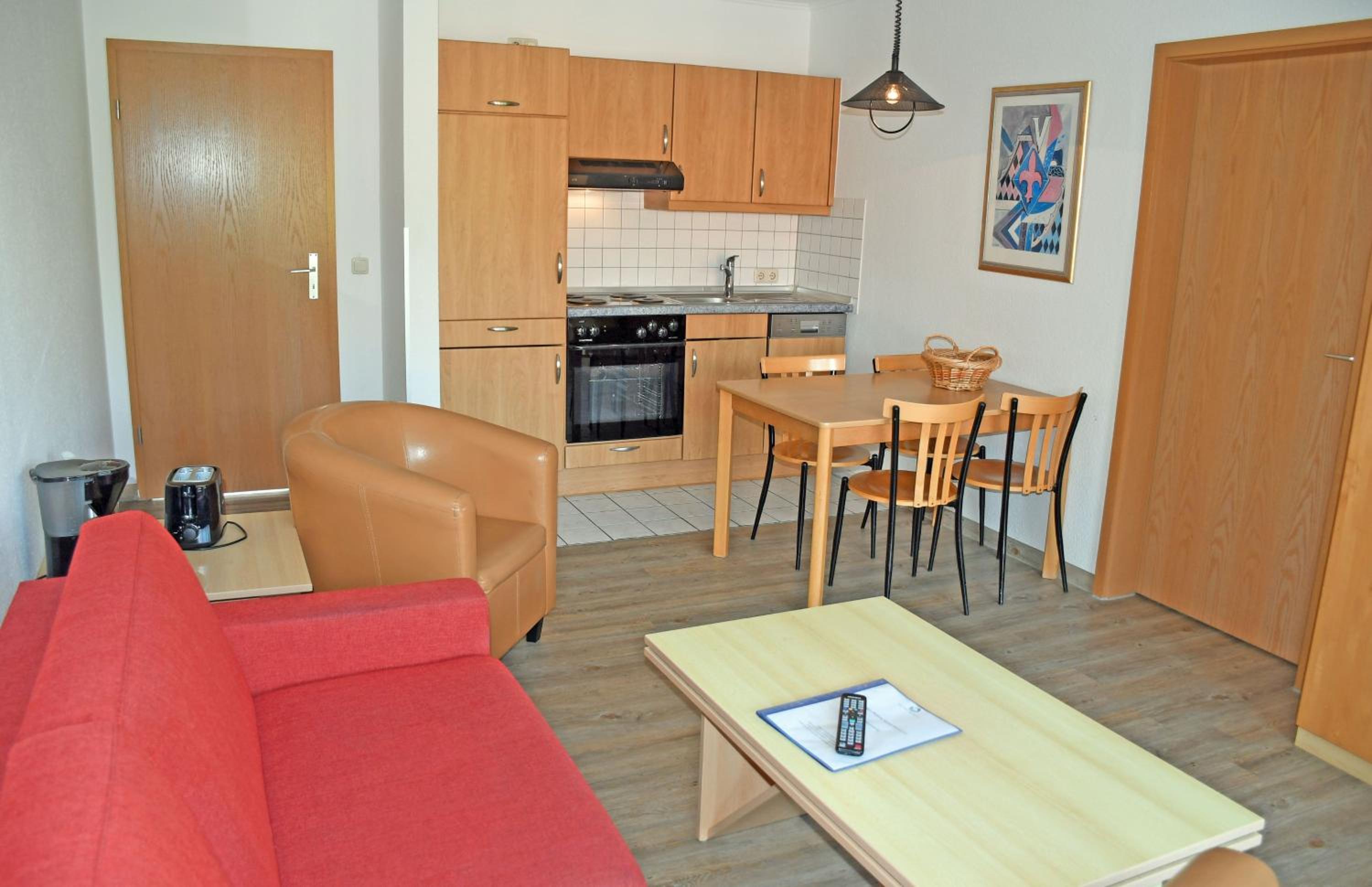 Appartementhaus mit Balkon im Ostseebad Göhren HM-10-18