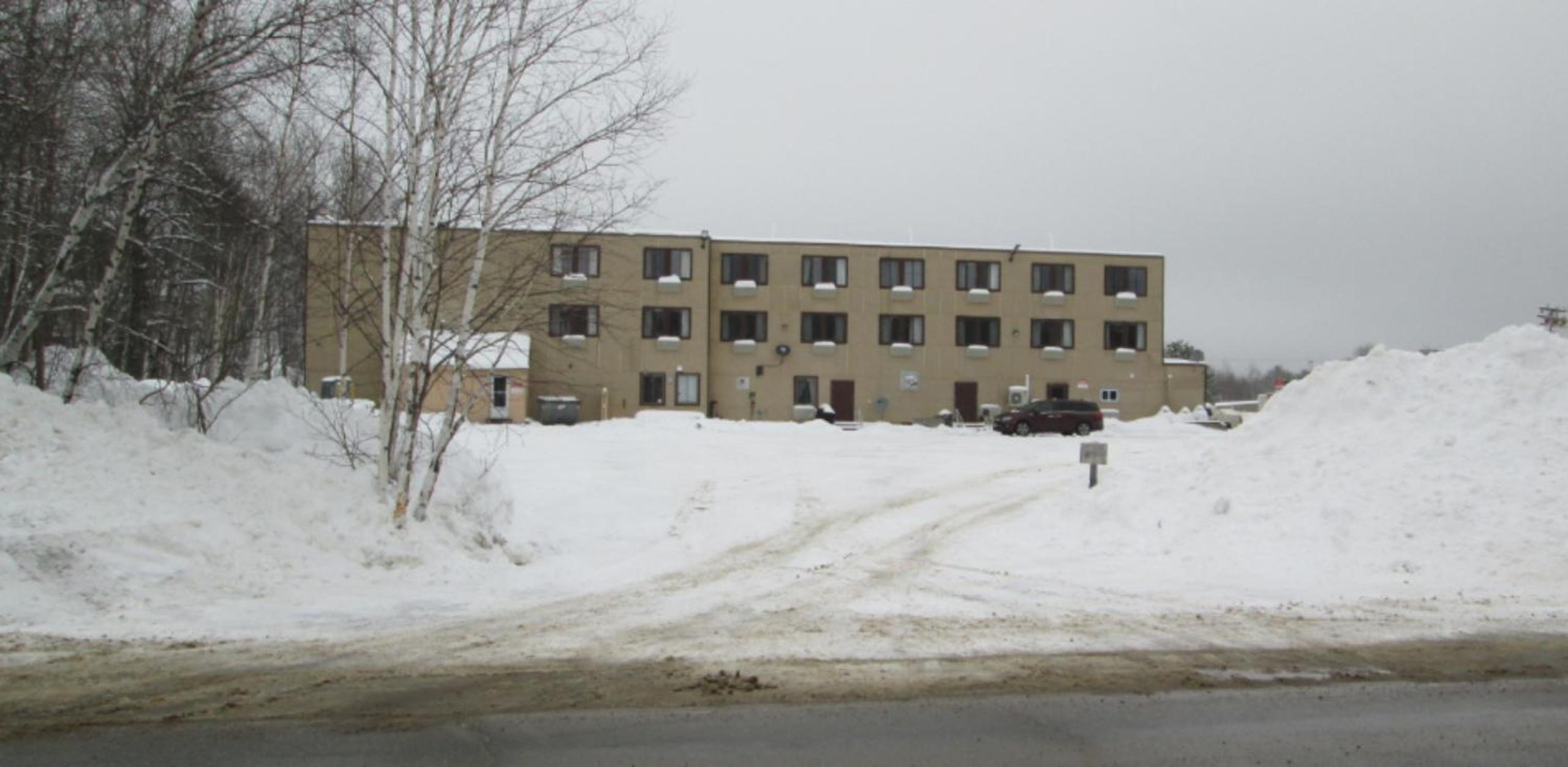 Katahdin Inn & Suites