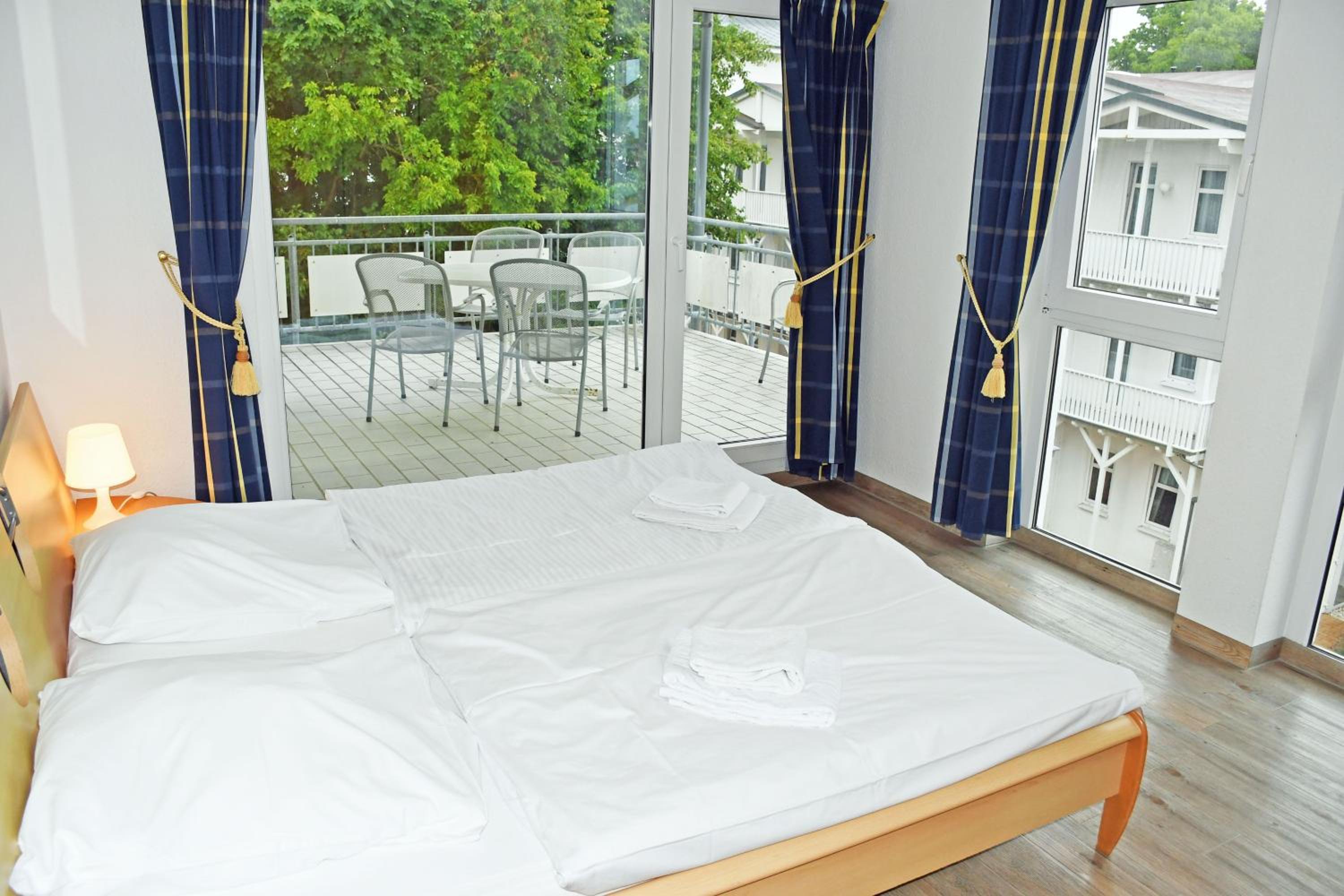 Appartementhaus mit Balkon im Ostseebad Göhren HM-10-18