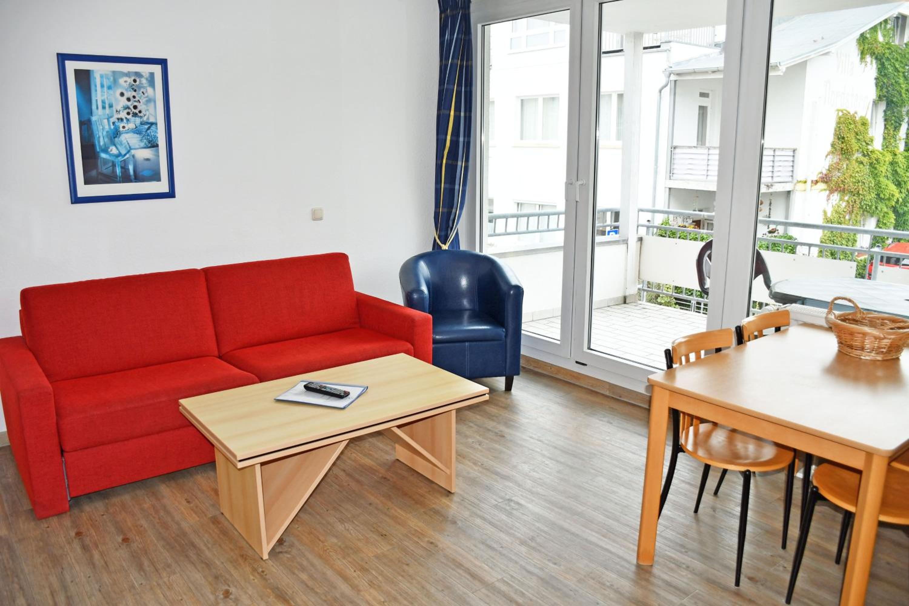 Appartementhaus mit Balkon im Ostseebad Göhren HM-10-18