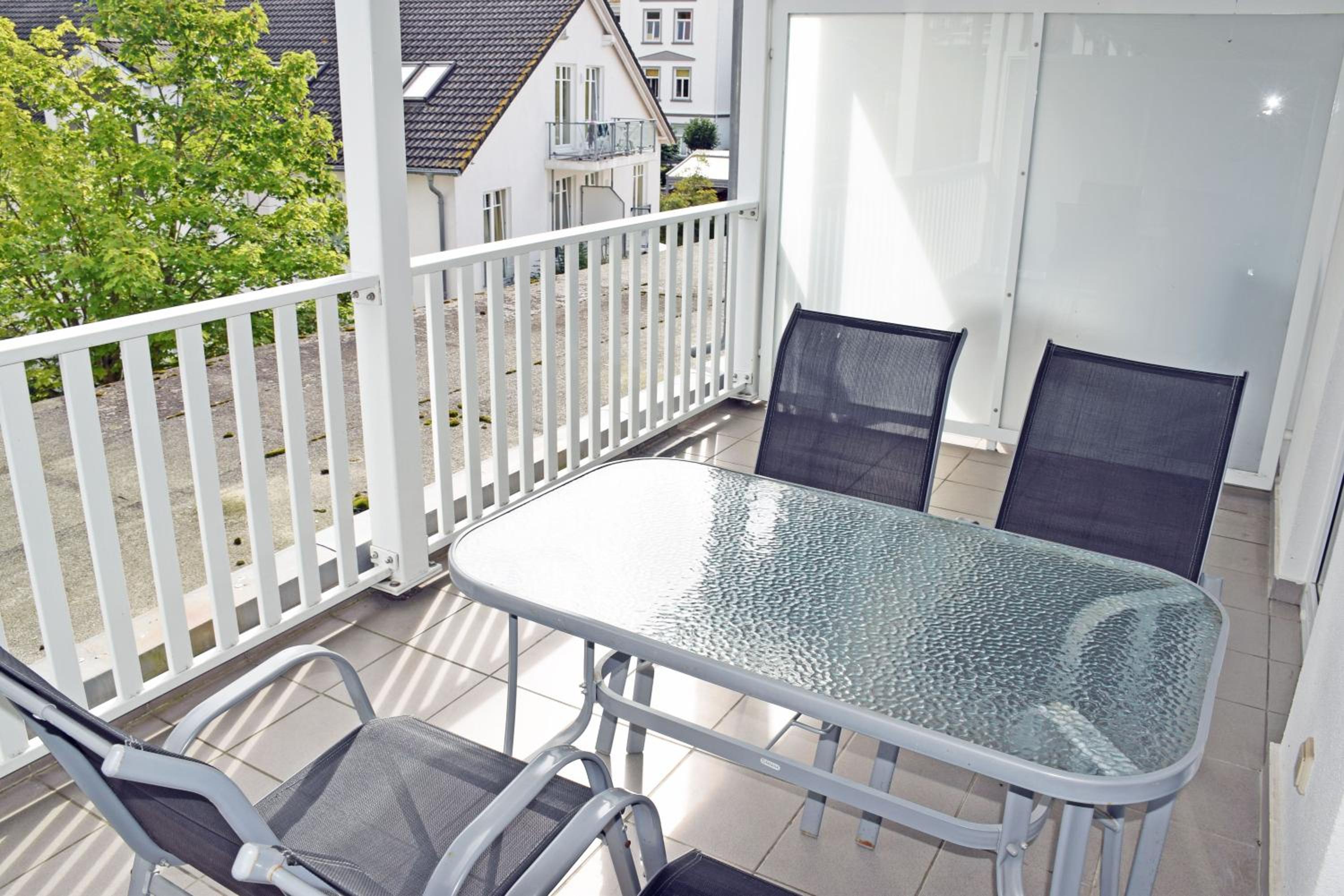 Appartementhaus mit Balkon im Ostseebad Göhren HM-10-18