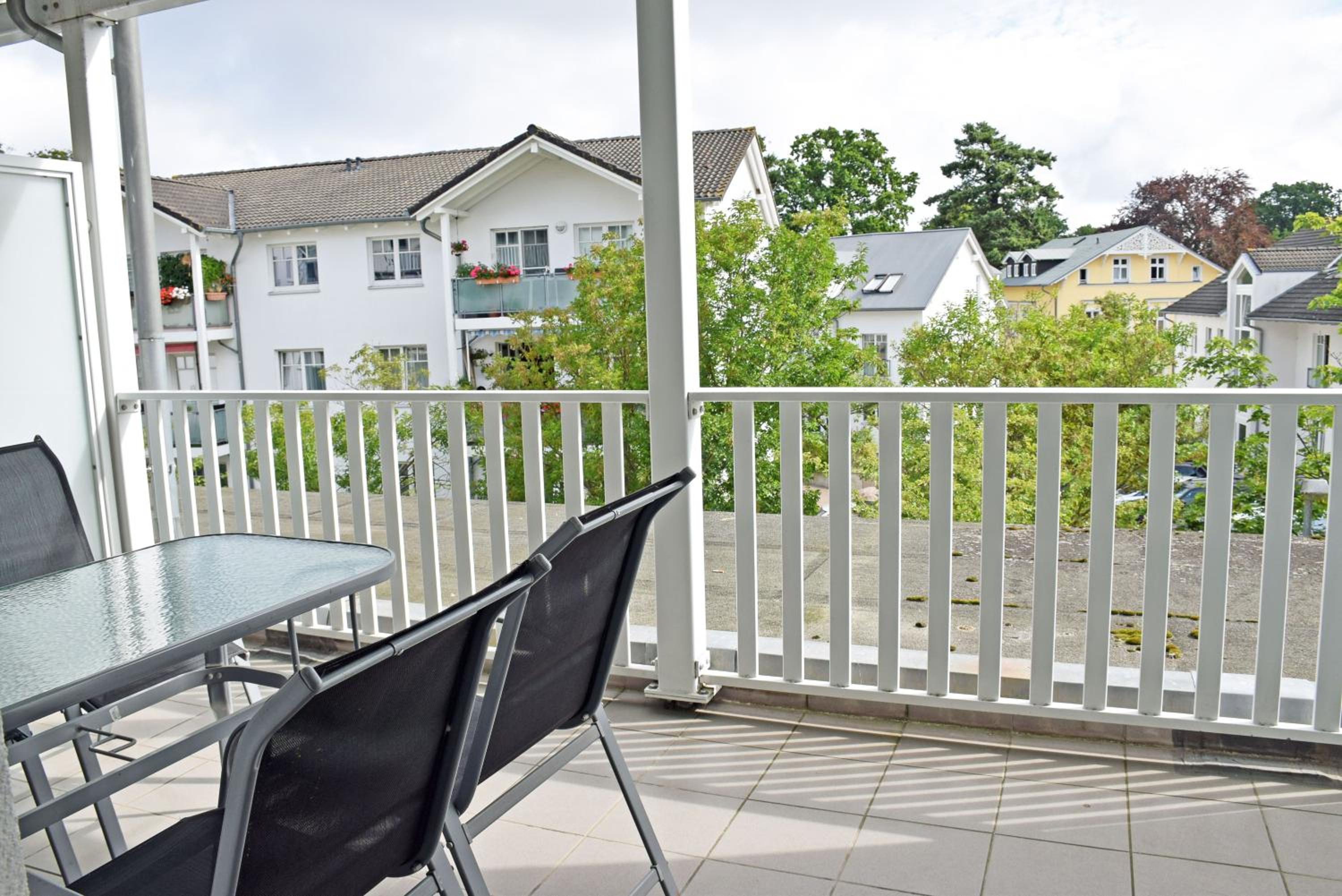 Appartementhaus mit Balkon im Ostseebad Göhren HM-10-18