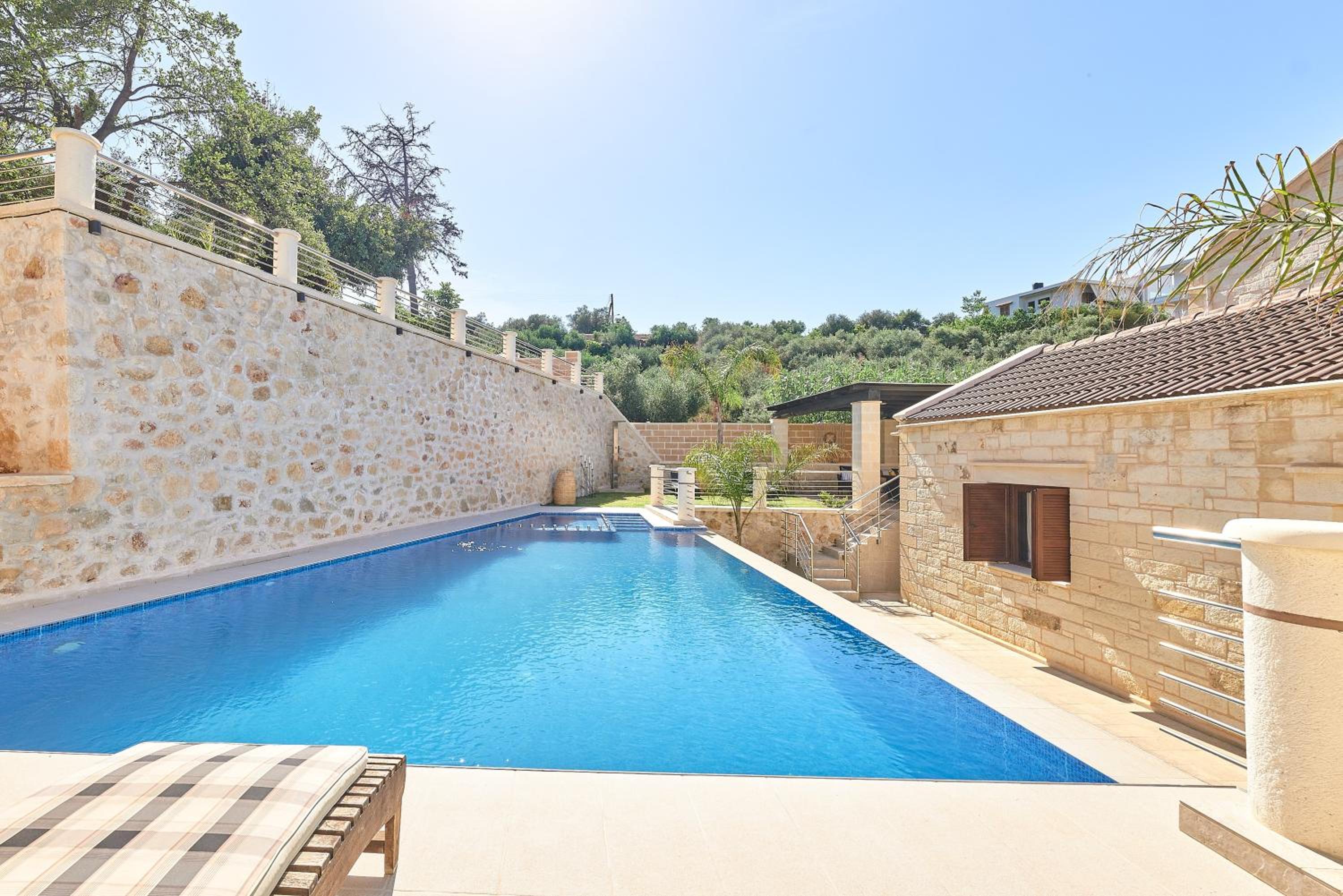 Sunaktis luxury villa