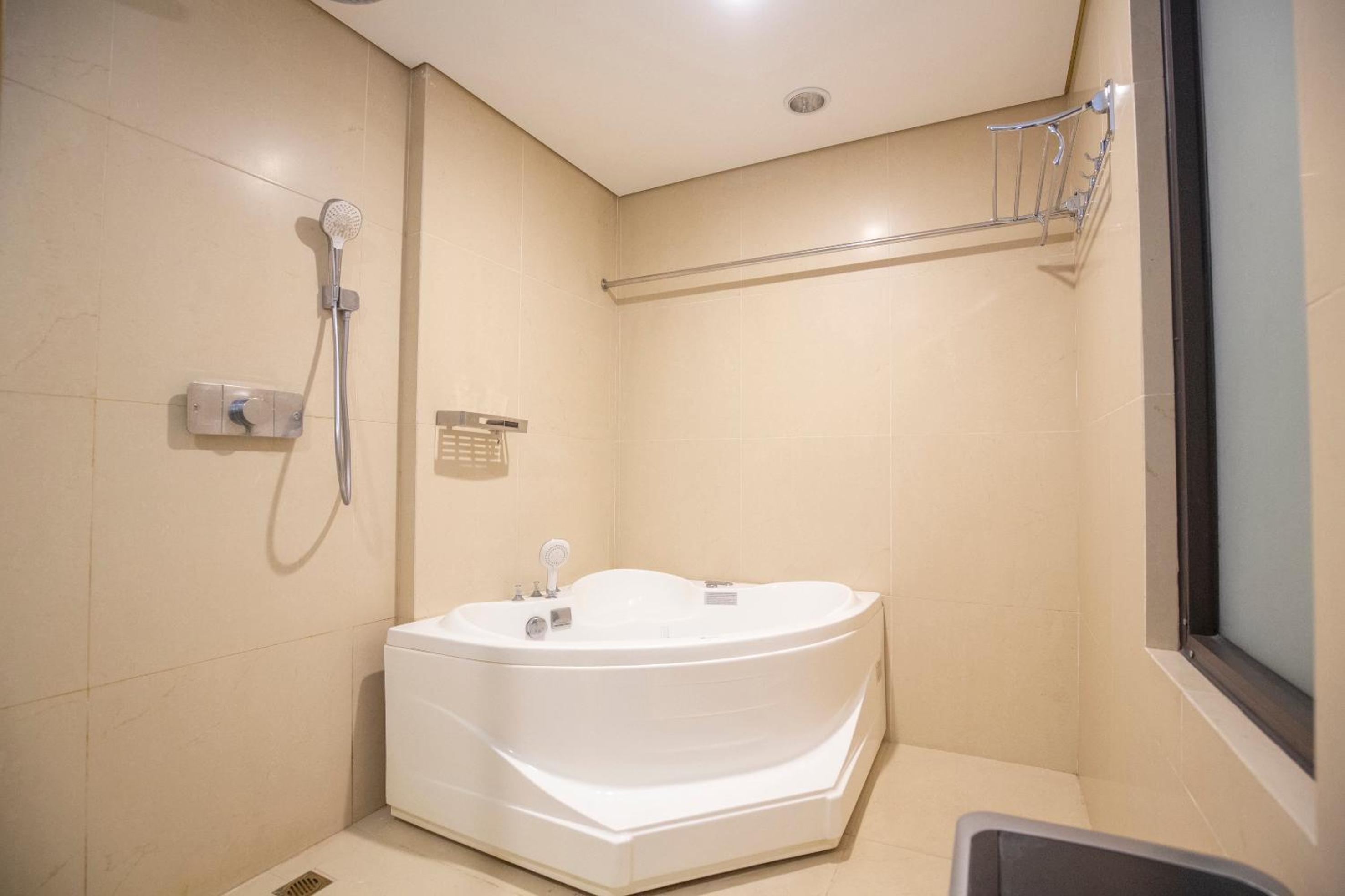 Sumitomo8 Apartment Alley 21 Linh Lang & Breakfast -68 Kim Ma Thuong