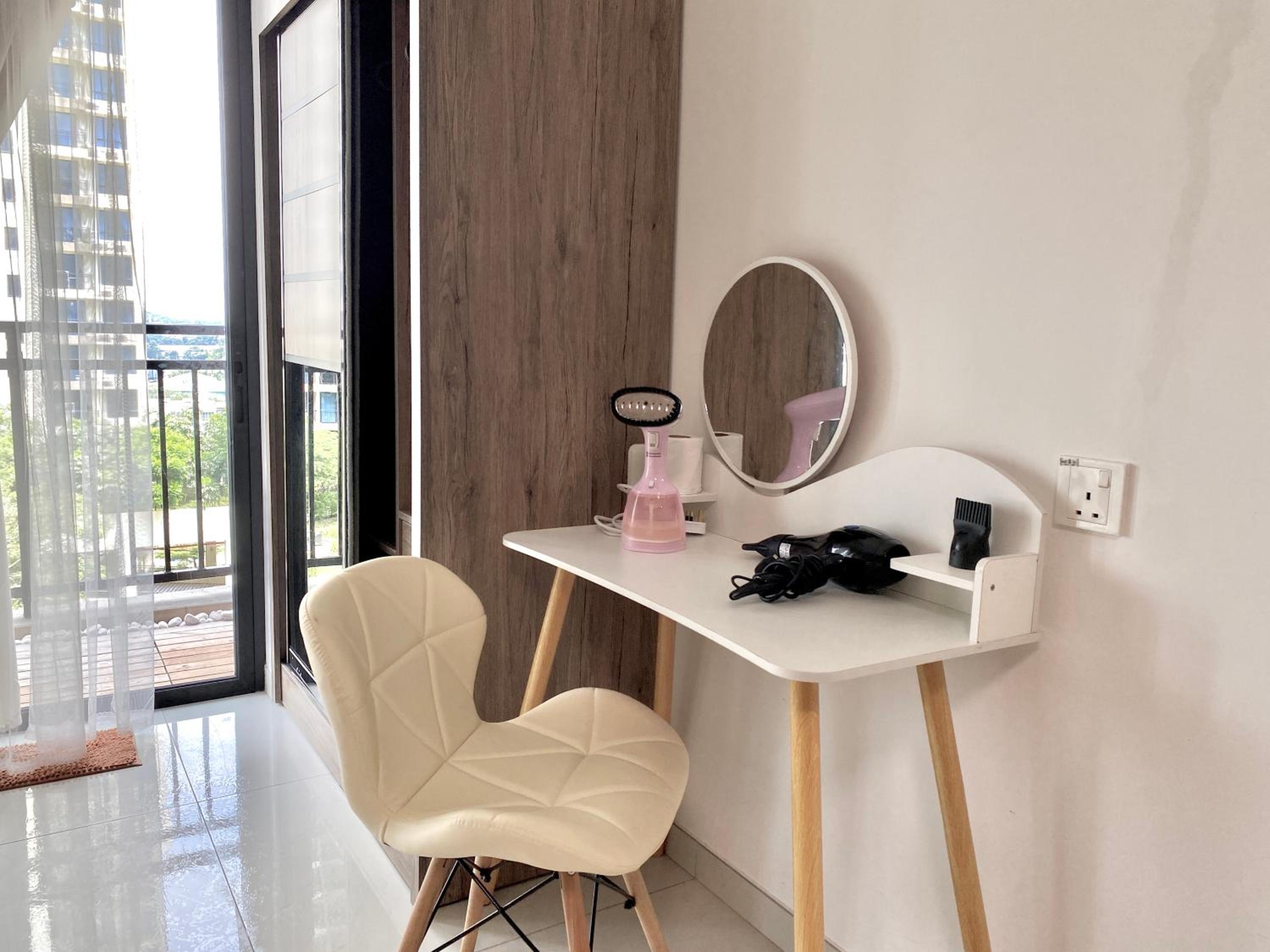 1-2pax CozyStudio,Central Park Jb townCIQ, Free Netflix,Wi-Fi,Youtube