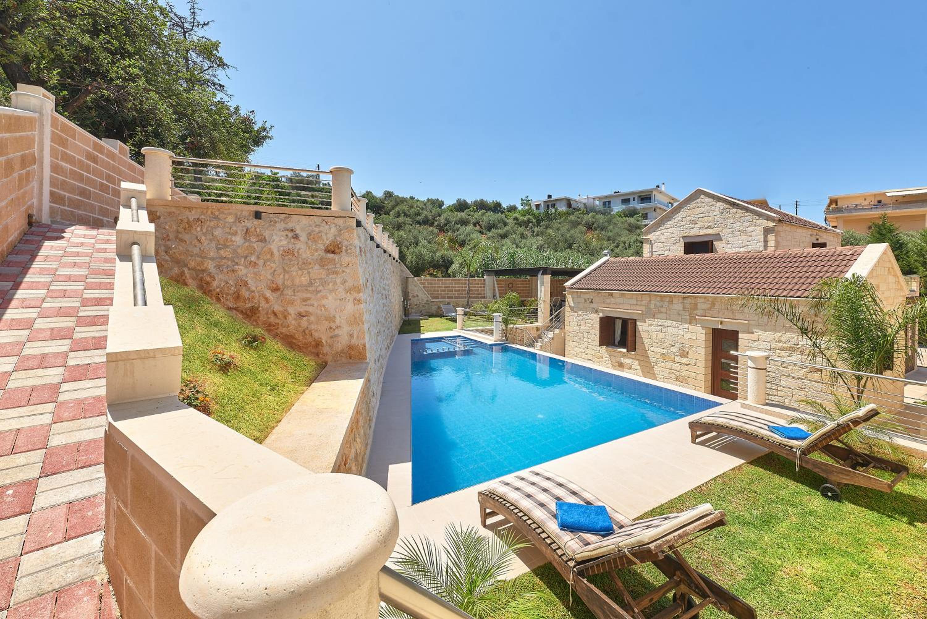 Sunaktis luxury villa