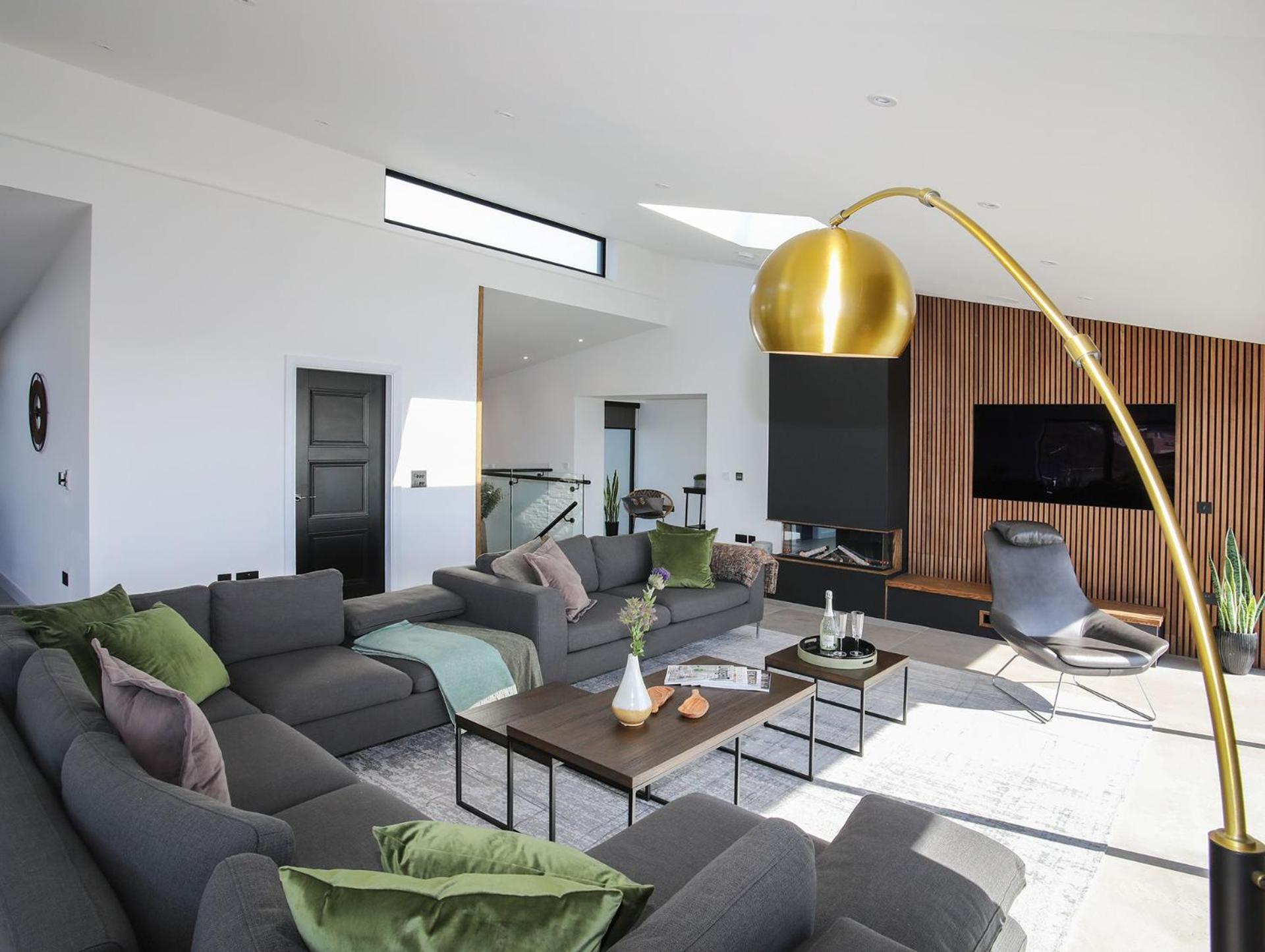 Sandown House