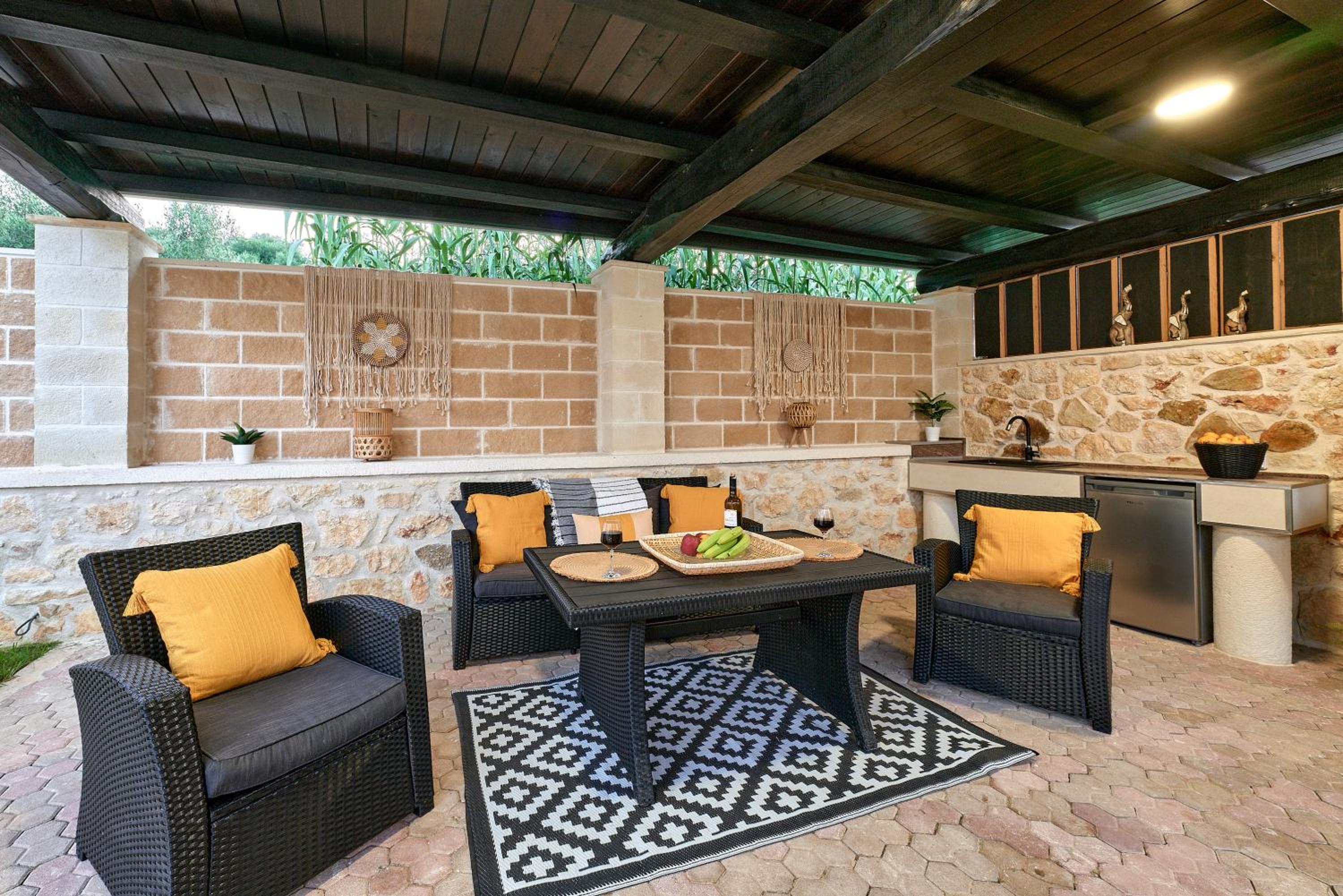 Sunaktis luxury villa