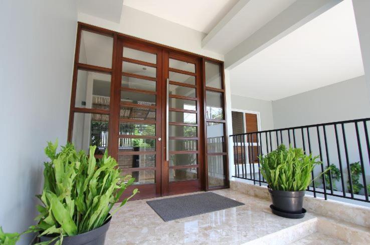 Via Renata Panglima Polim view 2