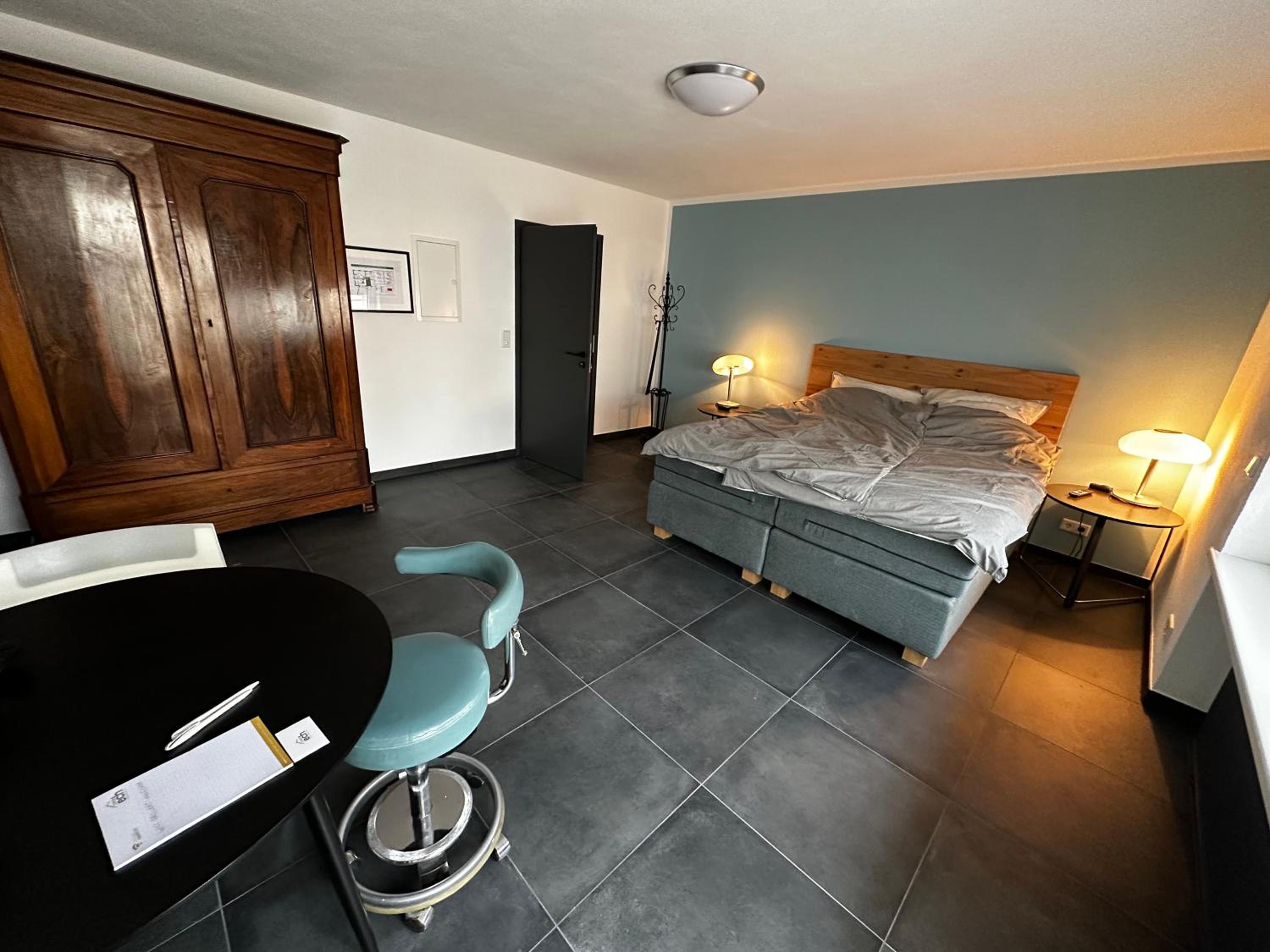bedroom