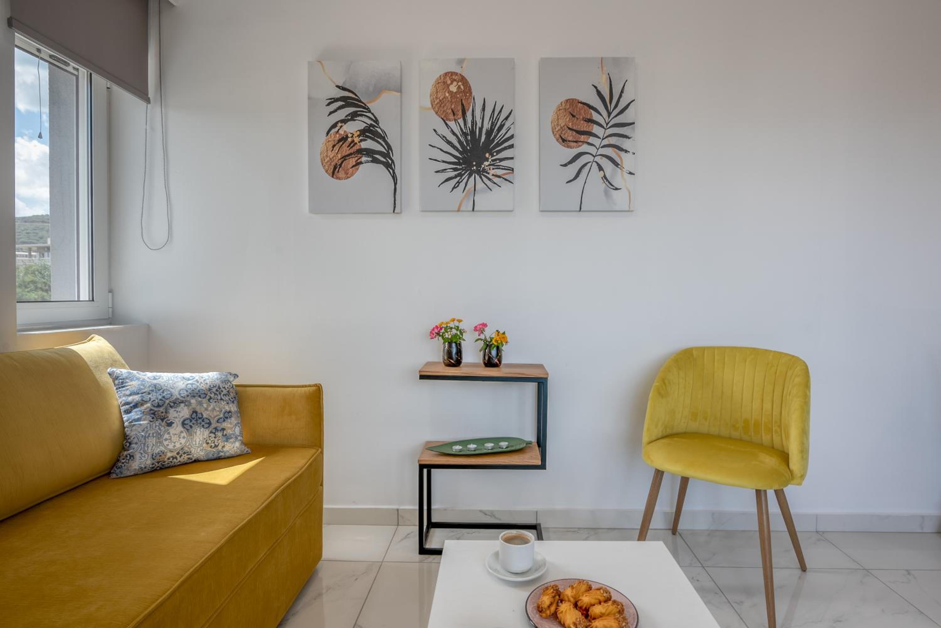 Lysithea Apartments - brand new, stylish & central photo 5
