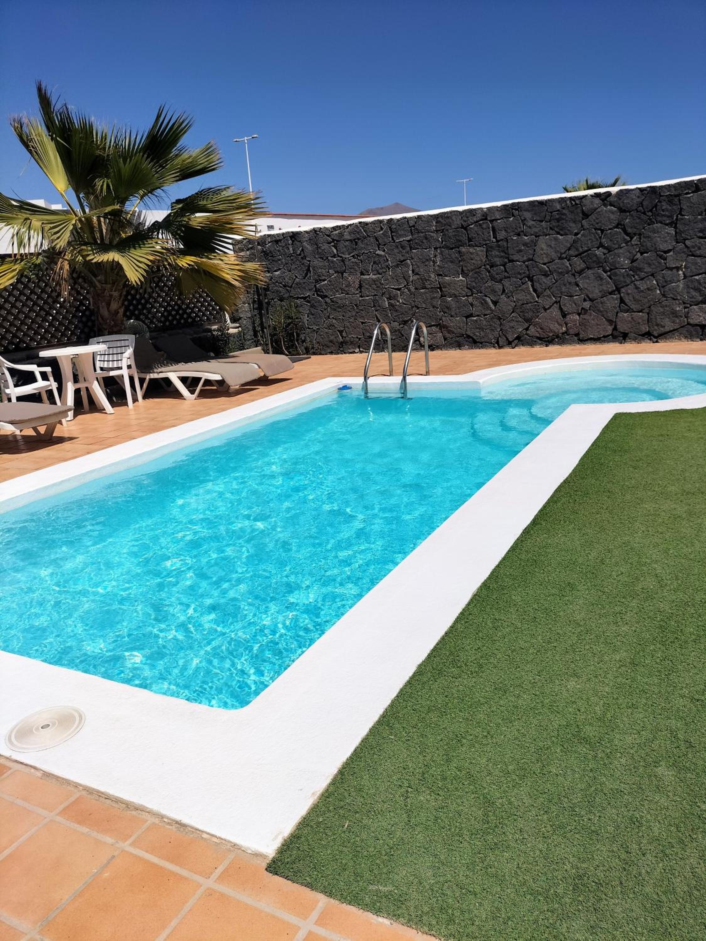 Lovely Villa Kiluka heated pool