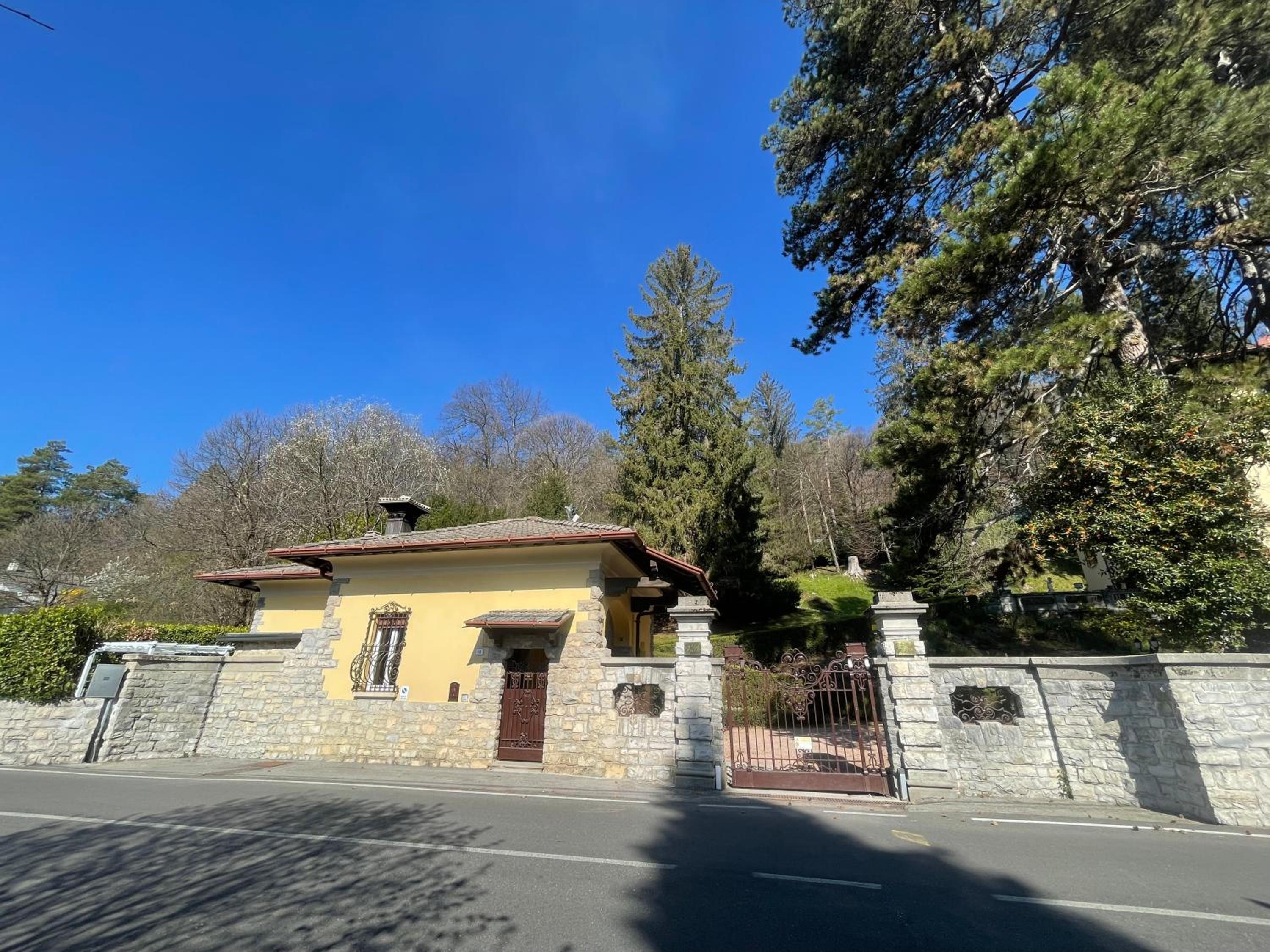 Villa Martegani Como view 2