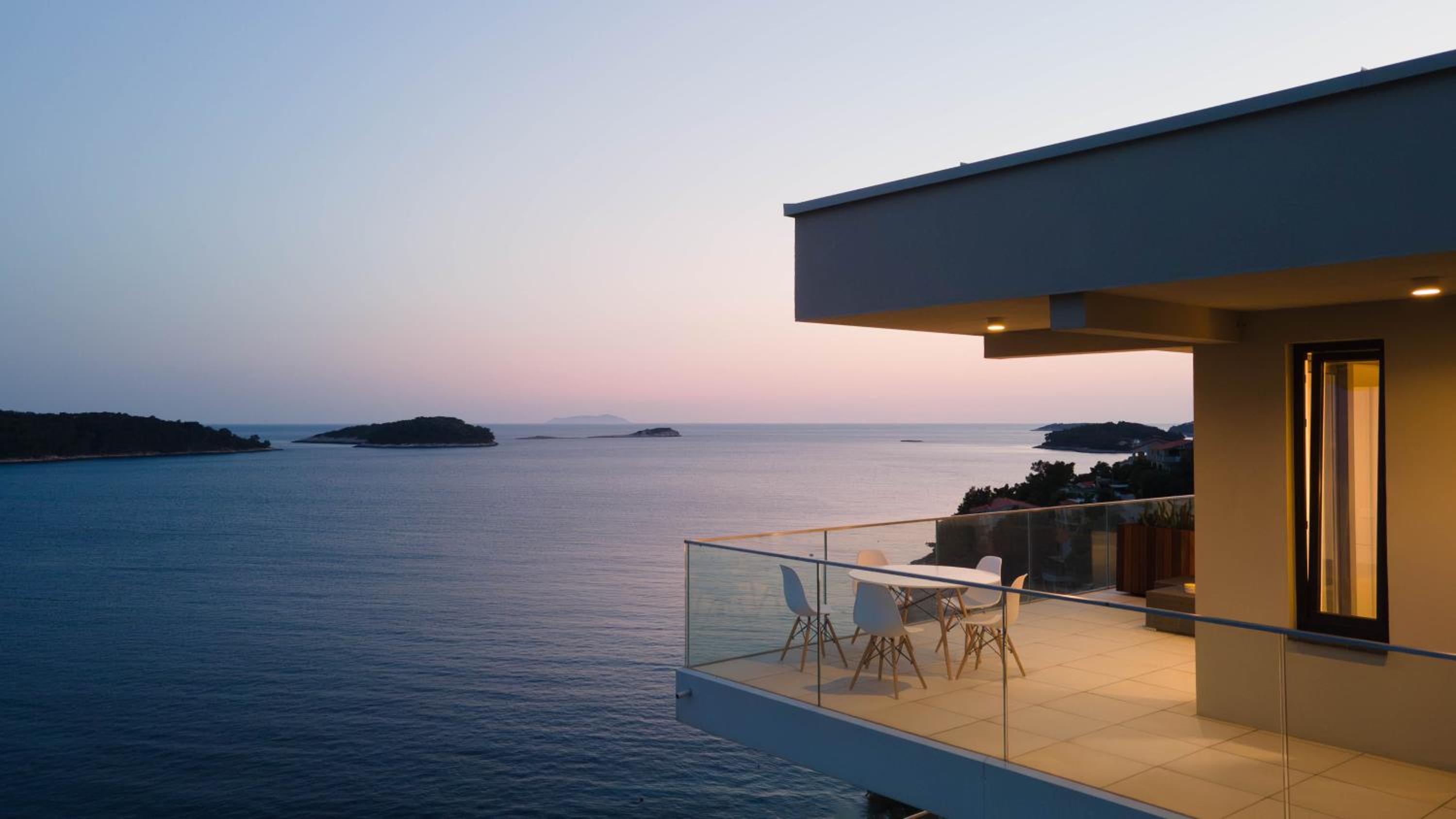 Sunset Apartments