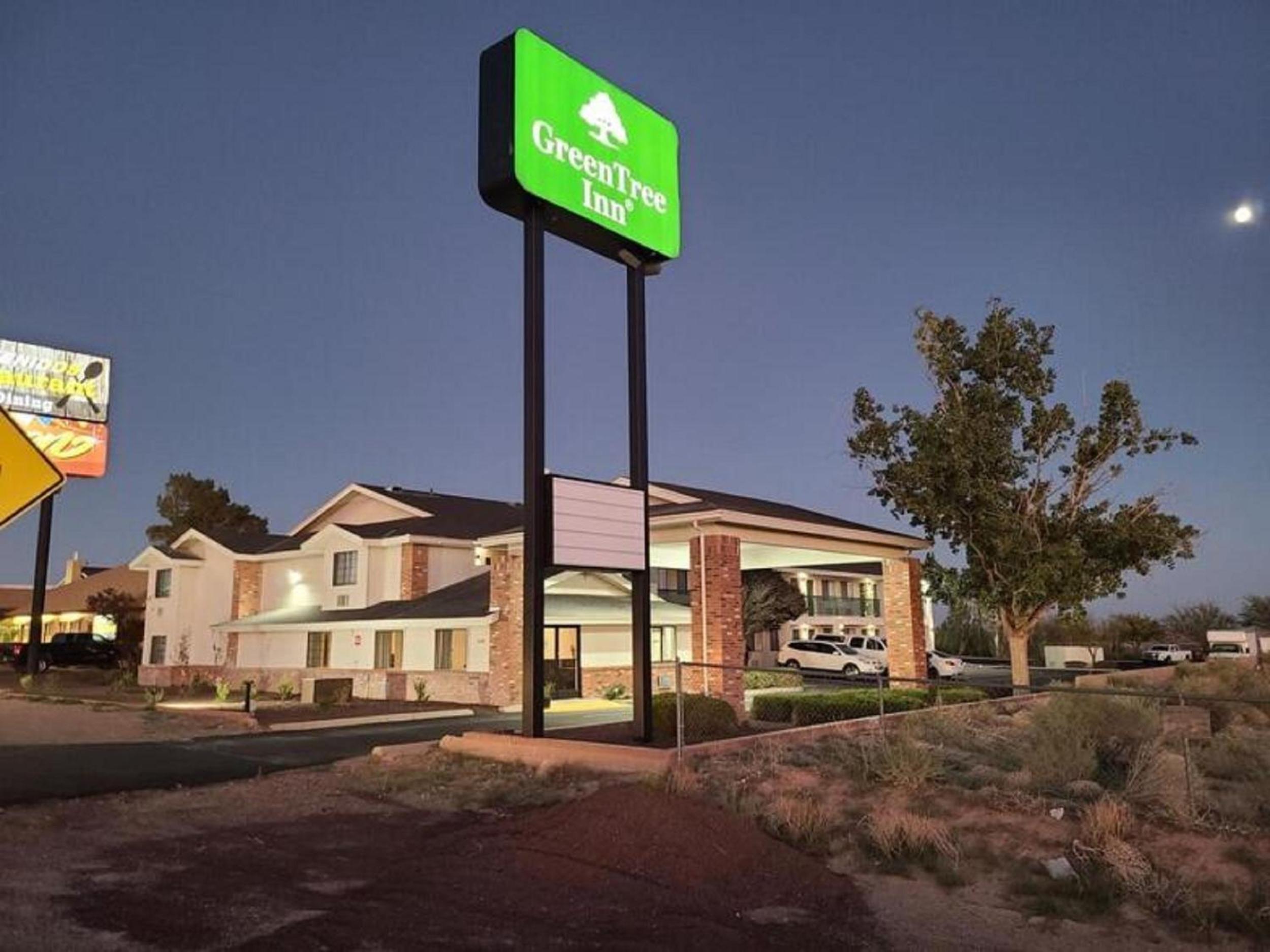 Holbrook Vacations - GreenTree Inn of Holbrook, AZ - Property Image 1
