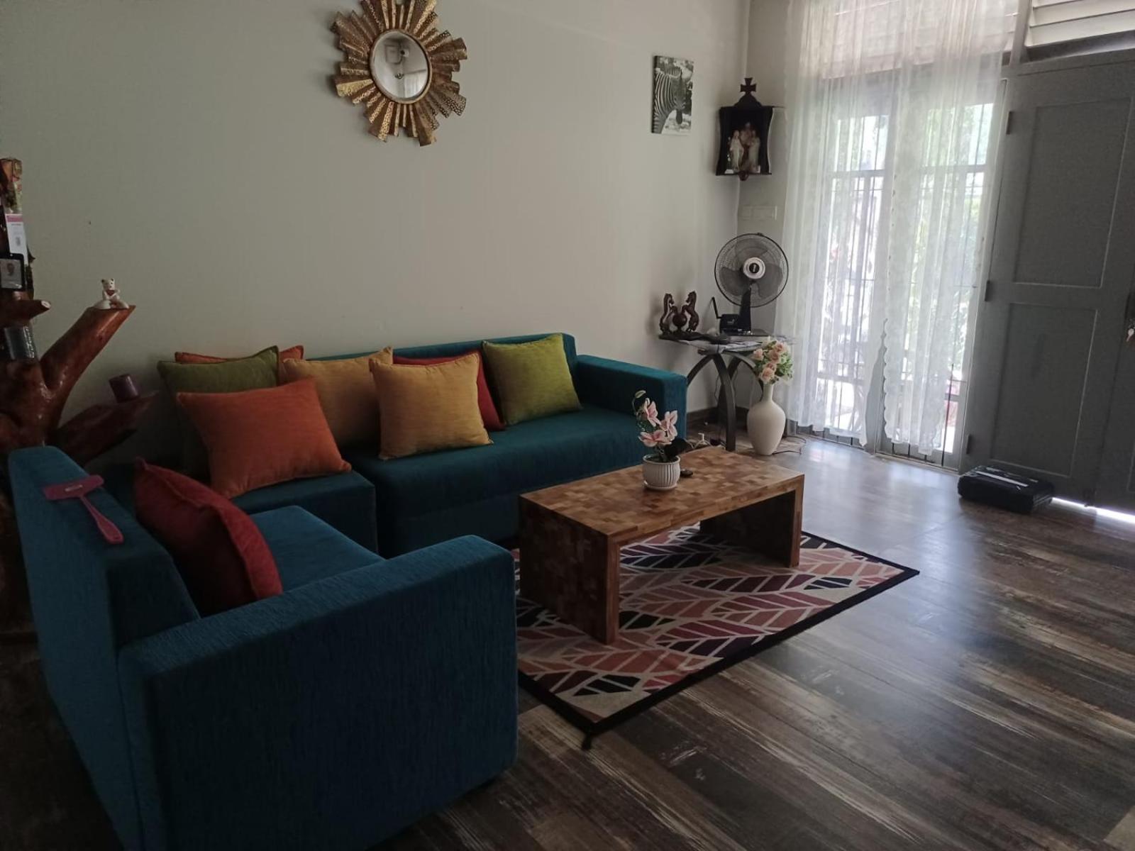 MF VILLA view 2