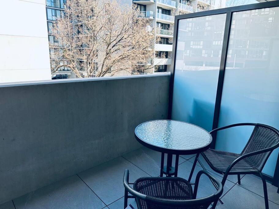 Garden View 1bd Apt @CBD Free Parking