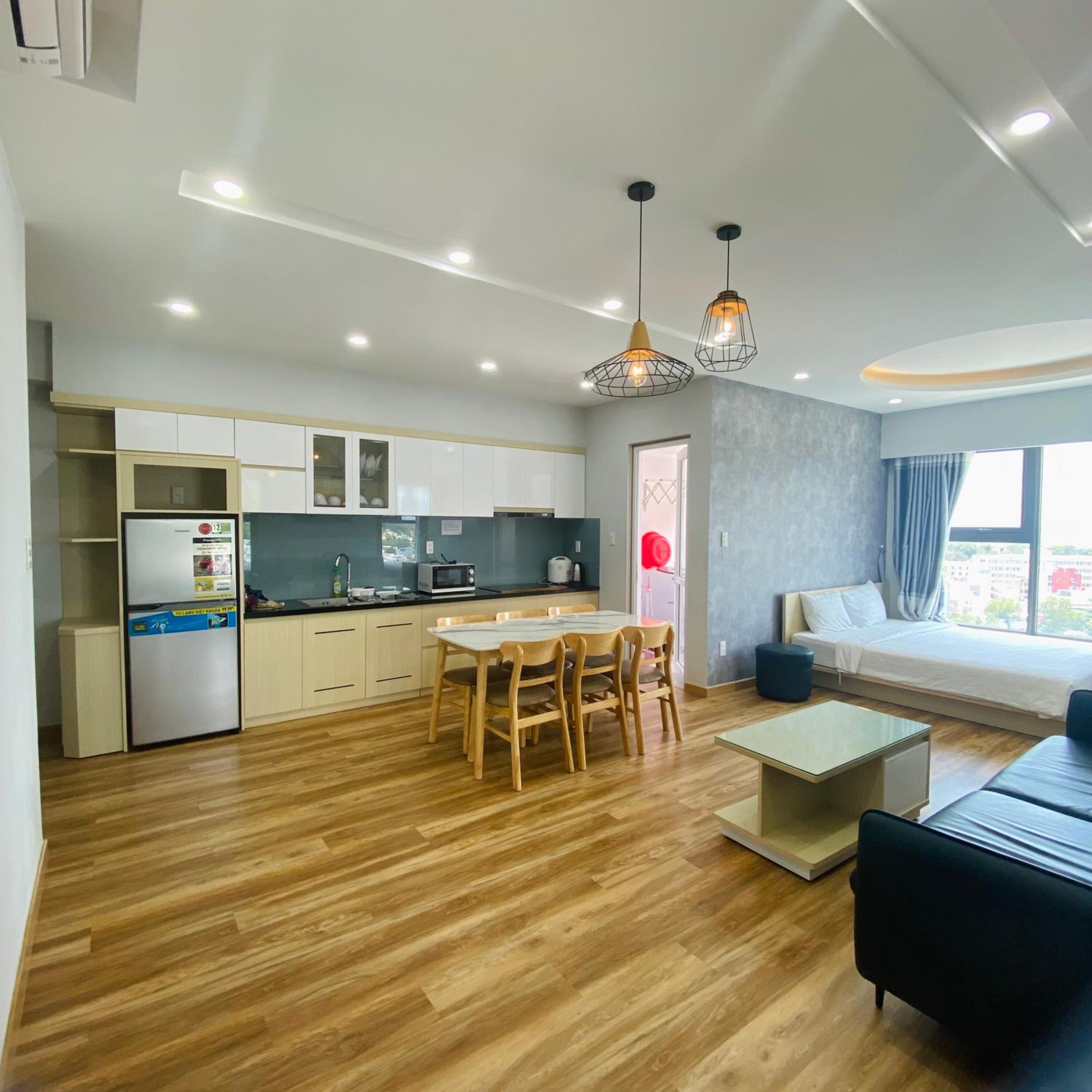 Căn hộ Nha Trang - 3 bedrooms, 4 beds beach & mountain apartment view 3