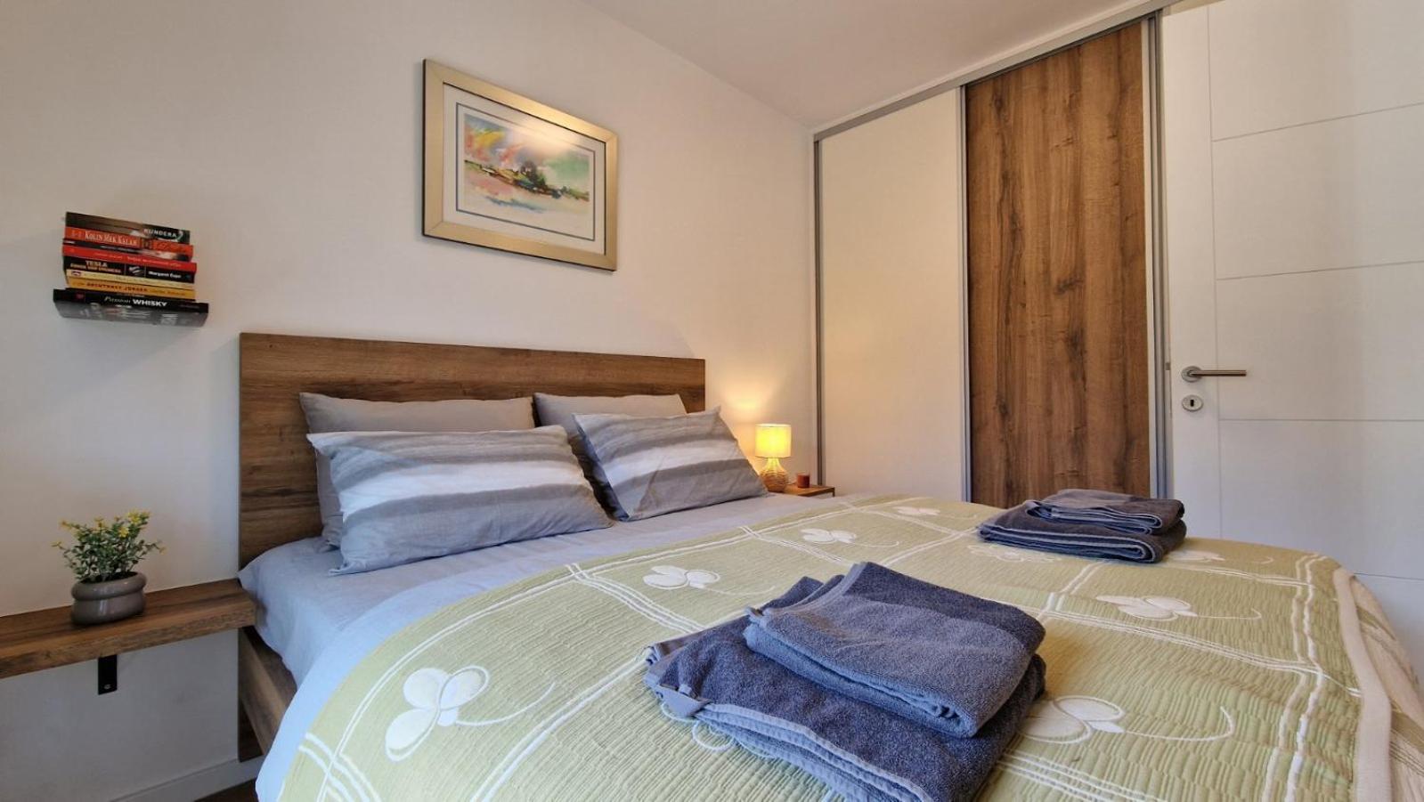 Engadin's 1BDR Apartment near Ski lift